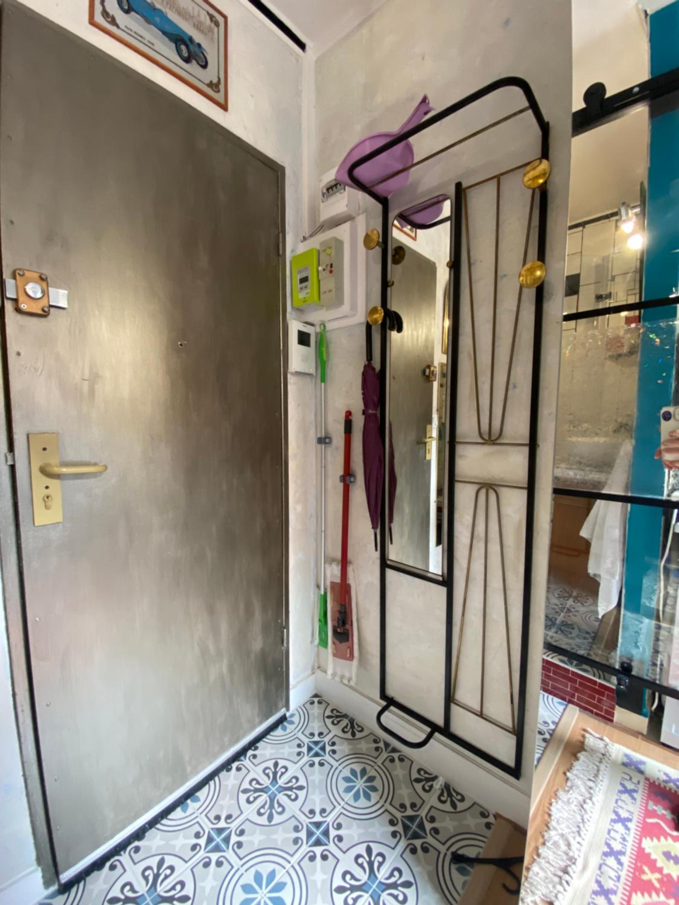 Charming Arty Studio