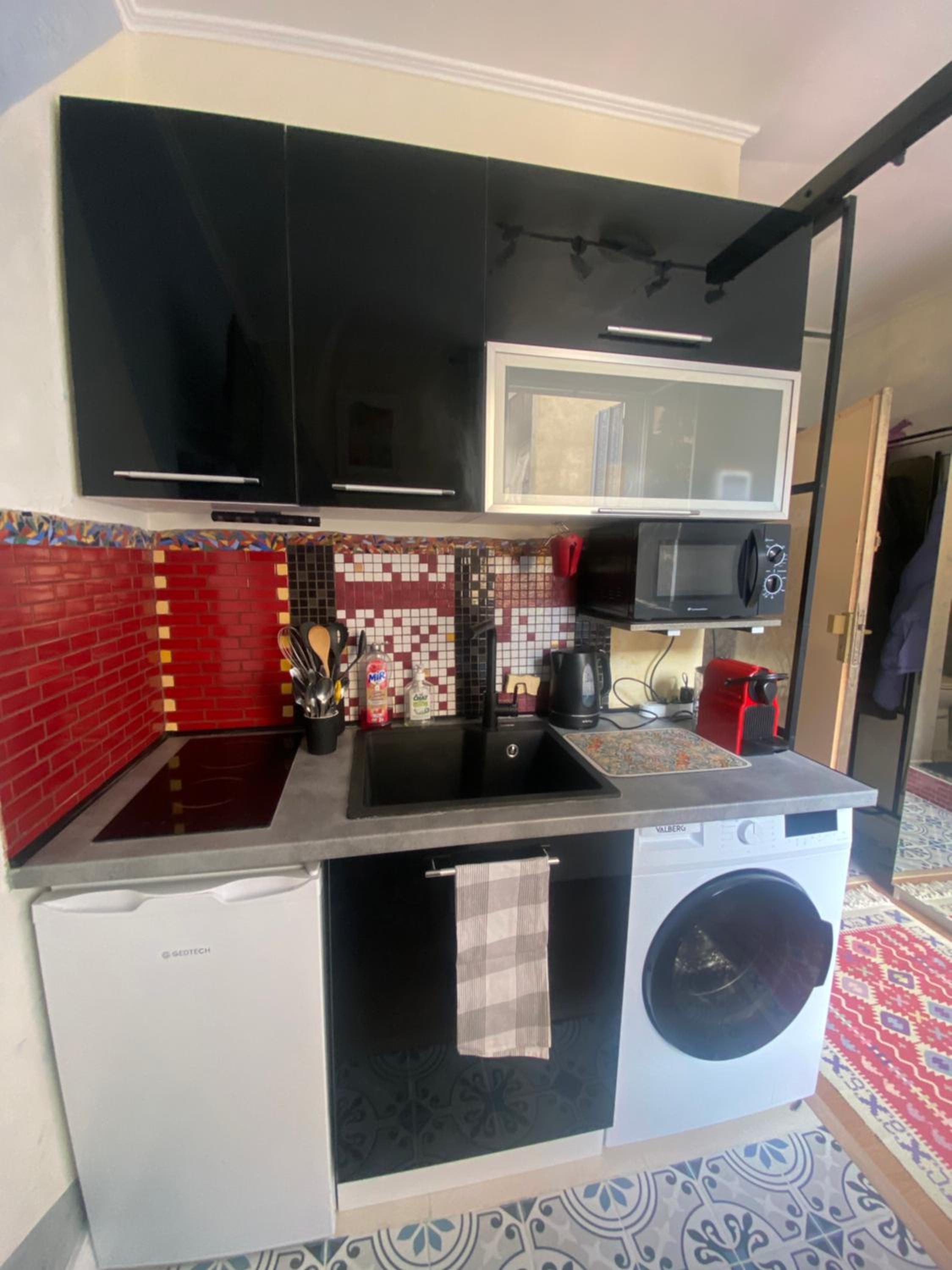 Charming Arty Studio