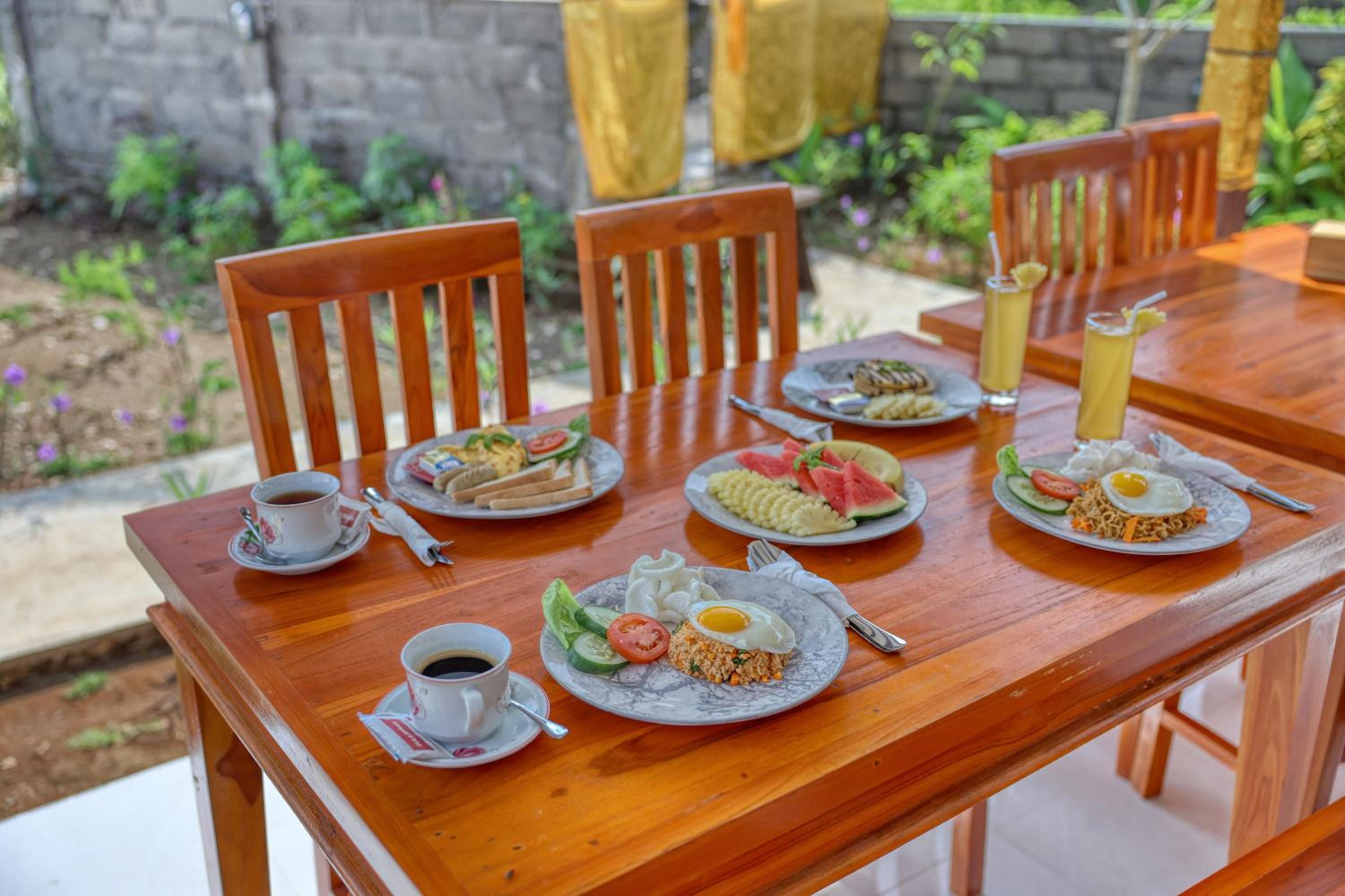 Lungguh Penida Hut