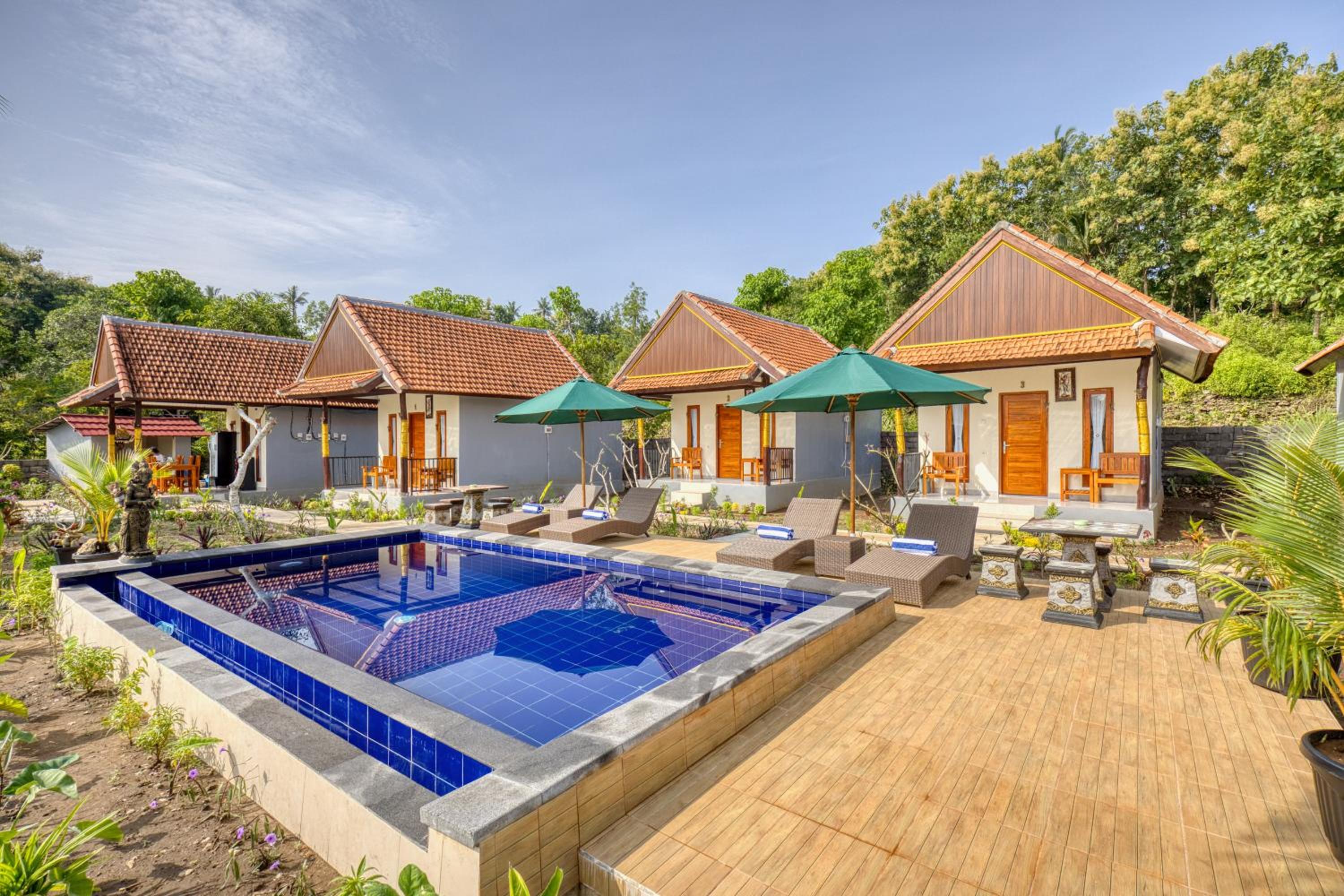 Lungguh Penida Hut