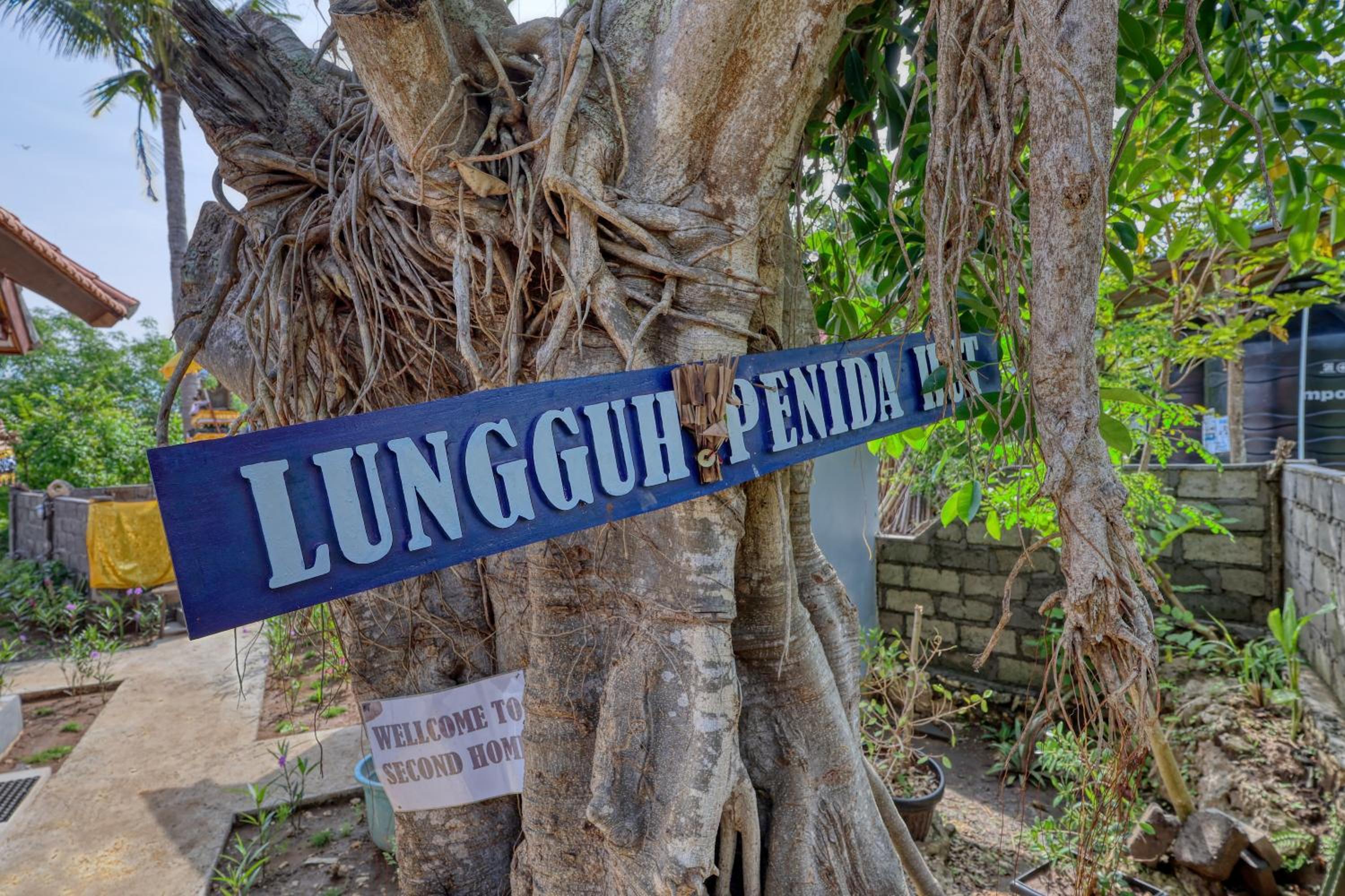 Lungguh Penida Hut