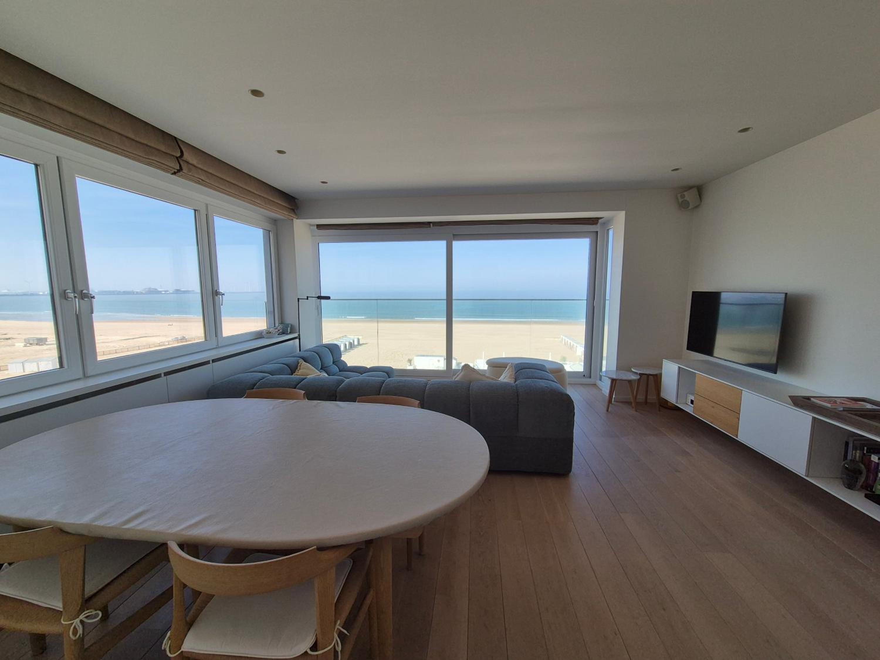 Zonnig hoekappartement met zeezicht Knokke Duinbergen