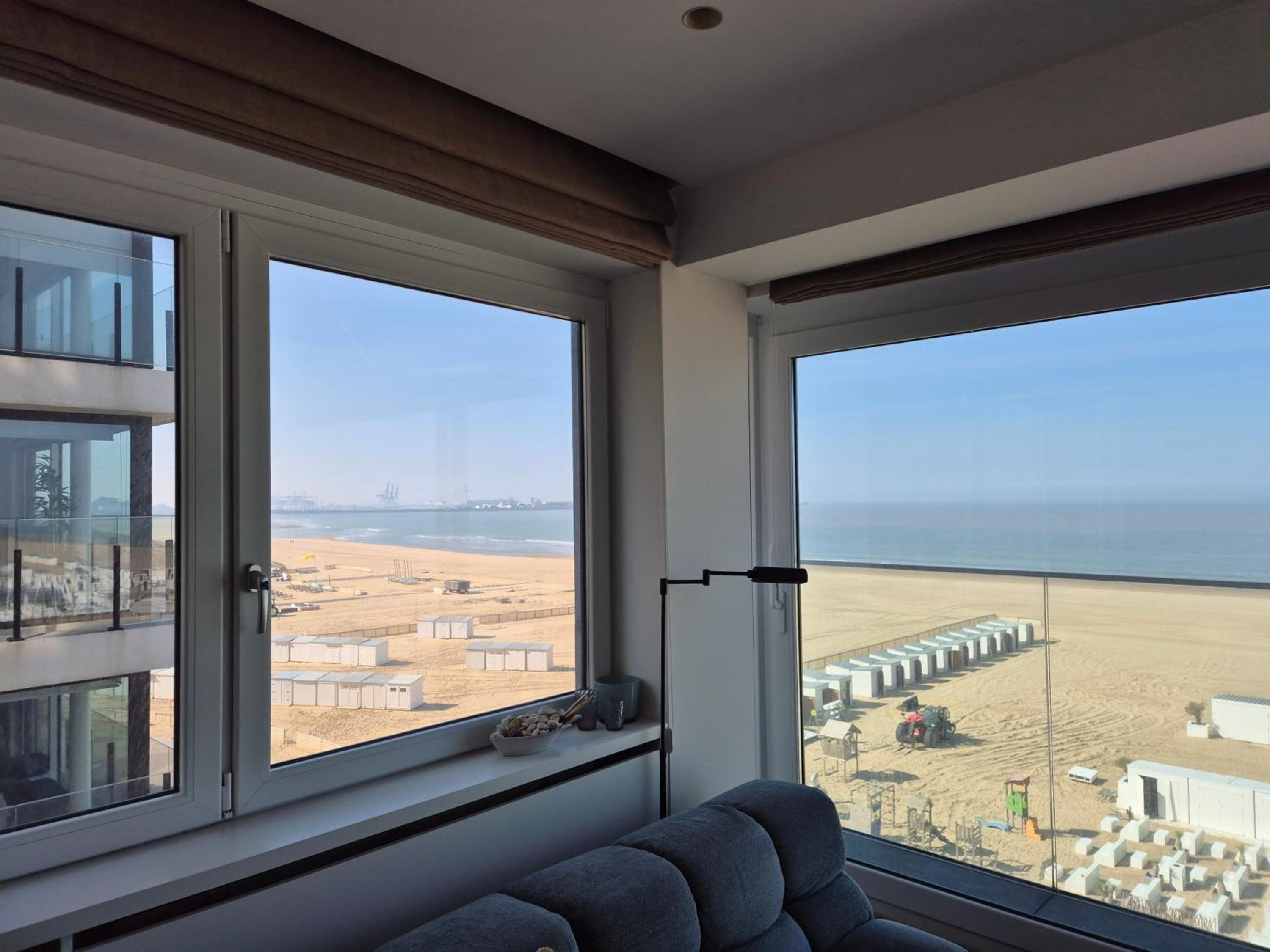 Zonnig hoekappartement met zeezicht Knokke Duinbergen