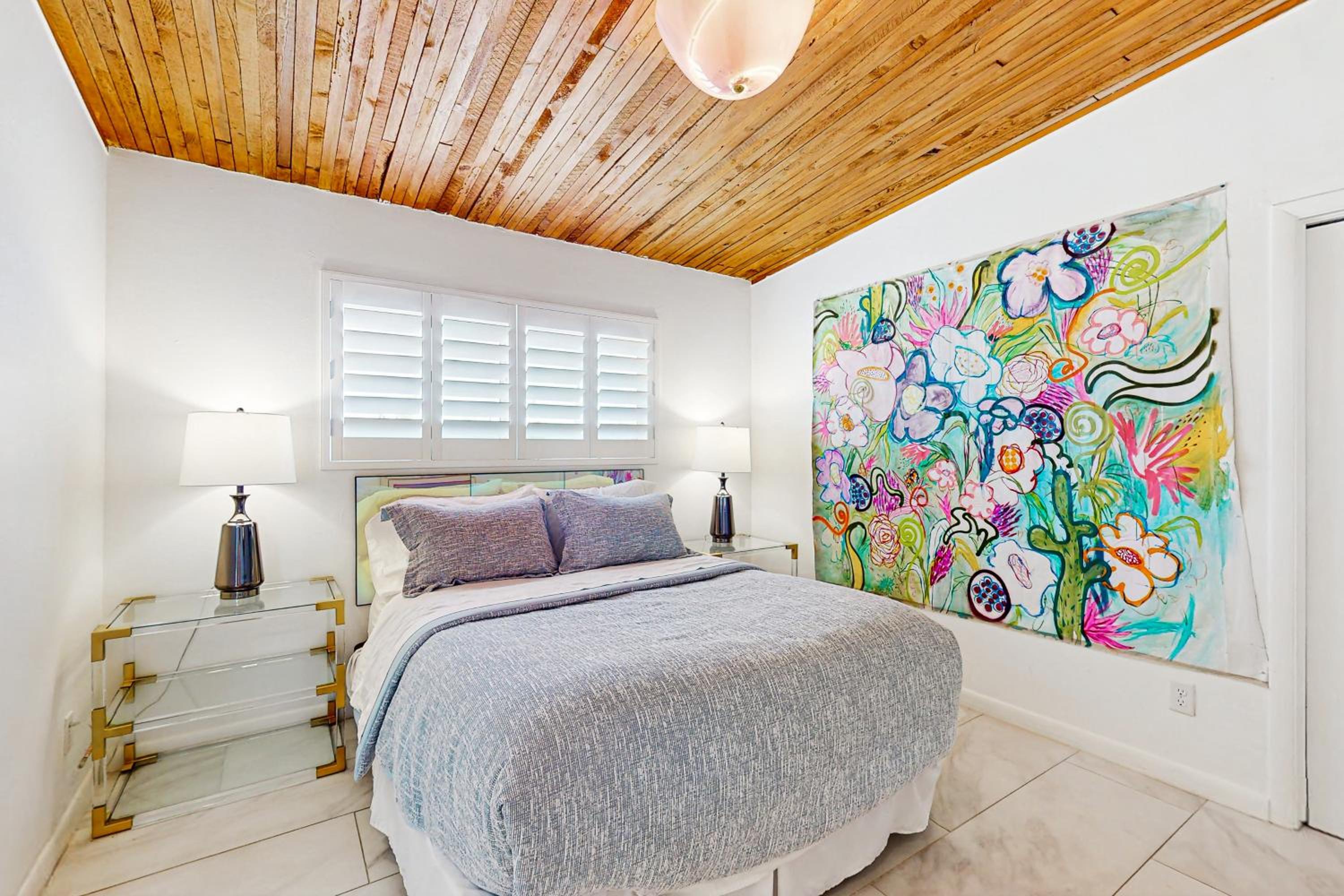 Lounge Poolside Scottsdale Gem with Game Room!