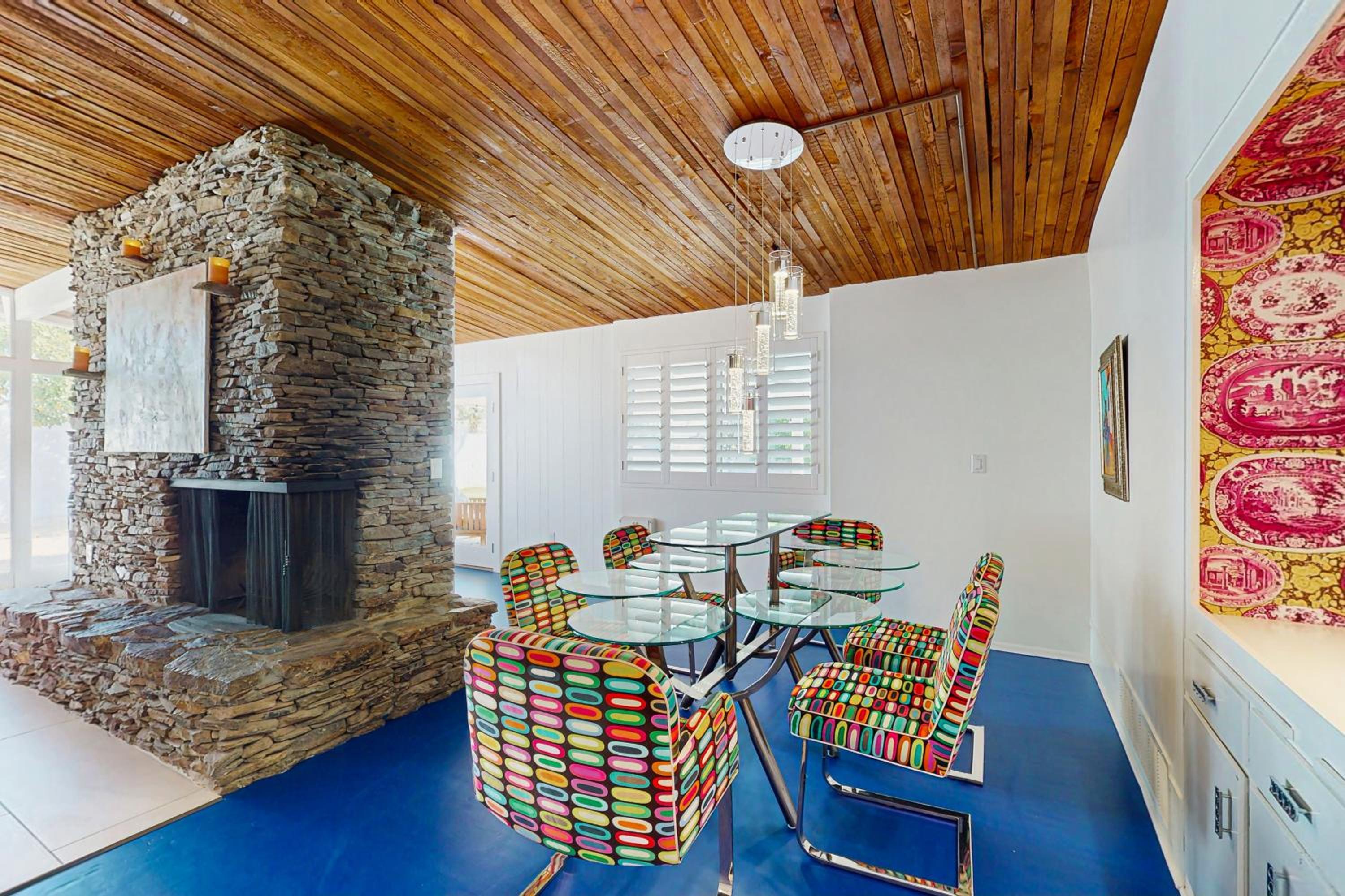 Lounge Poolside Scottsdale Gem with Game Room!
