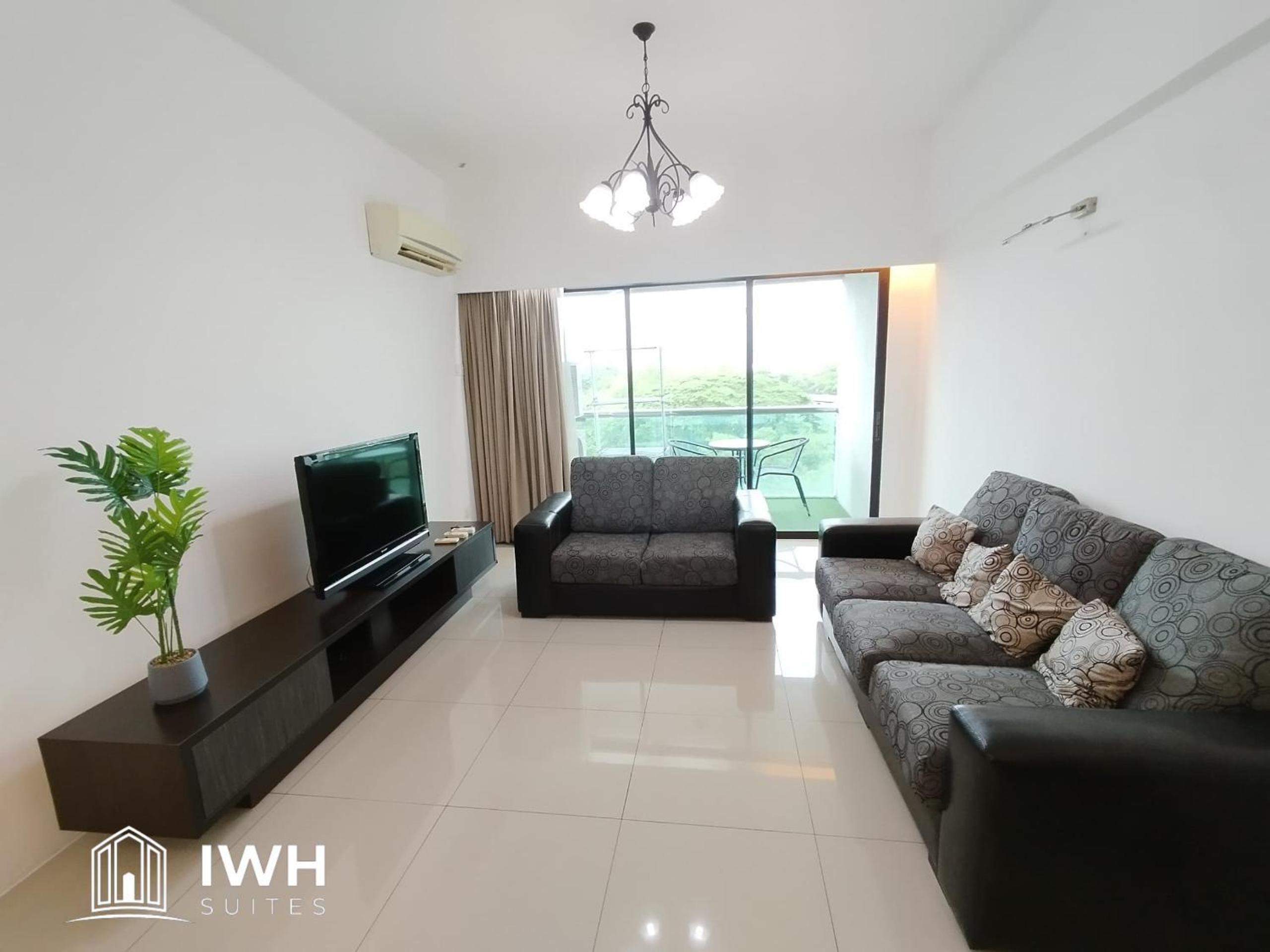 Kinta River Town Suites By IWH