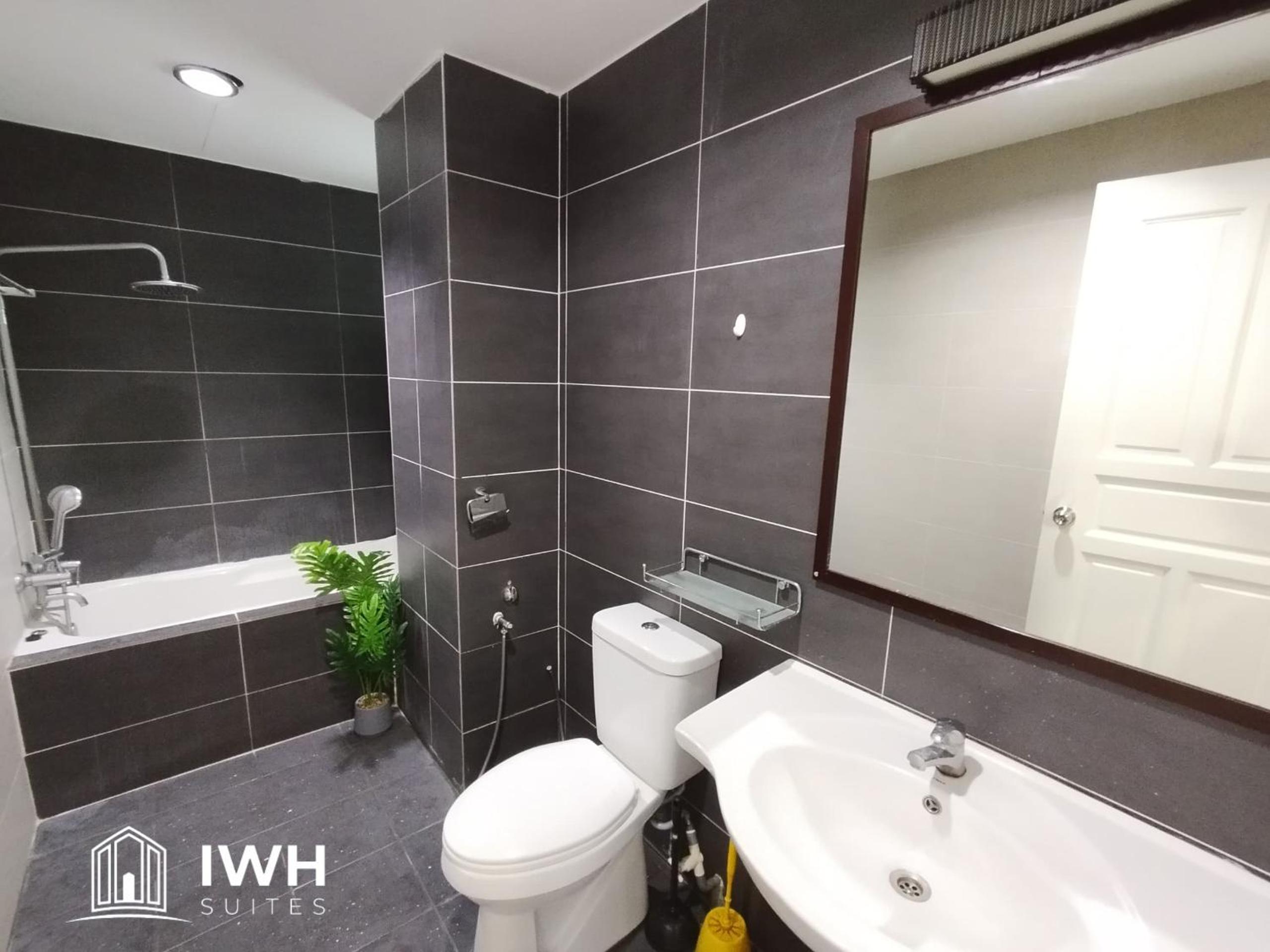 Kinta River Town Suites By IWH