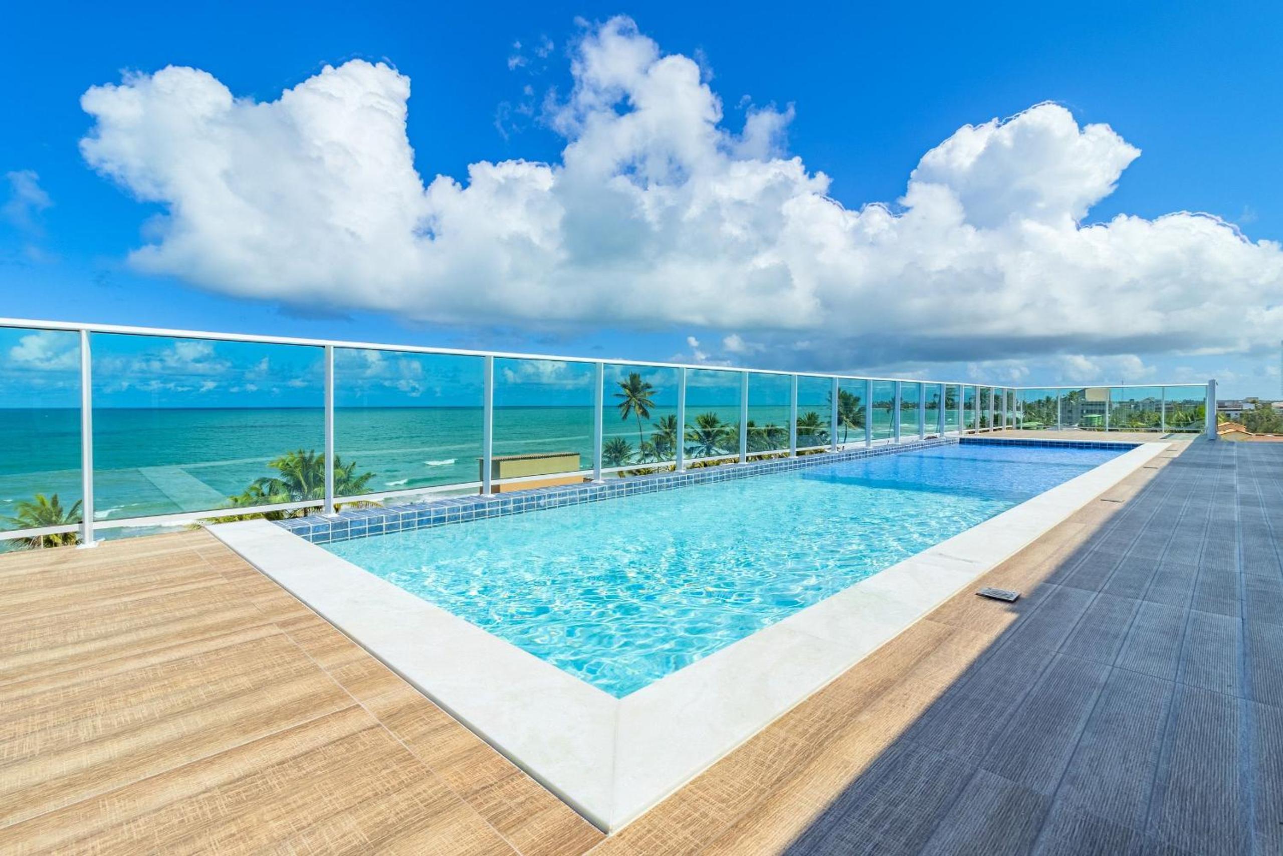 Ocean Blue #05 - Studio with pool by Carpediem