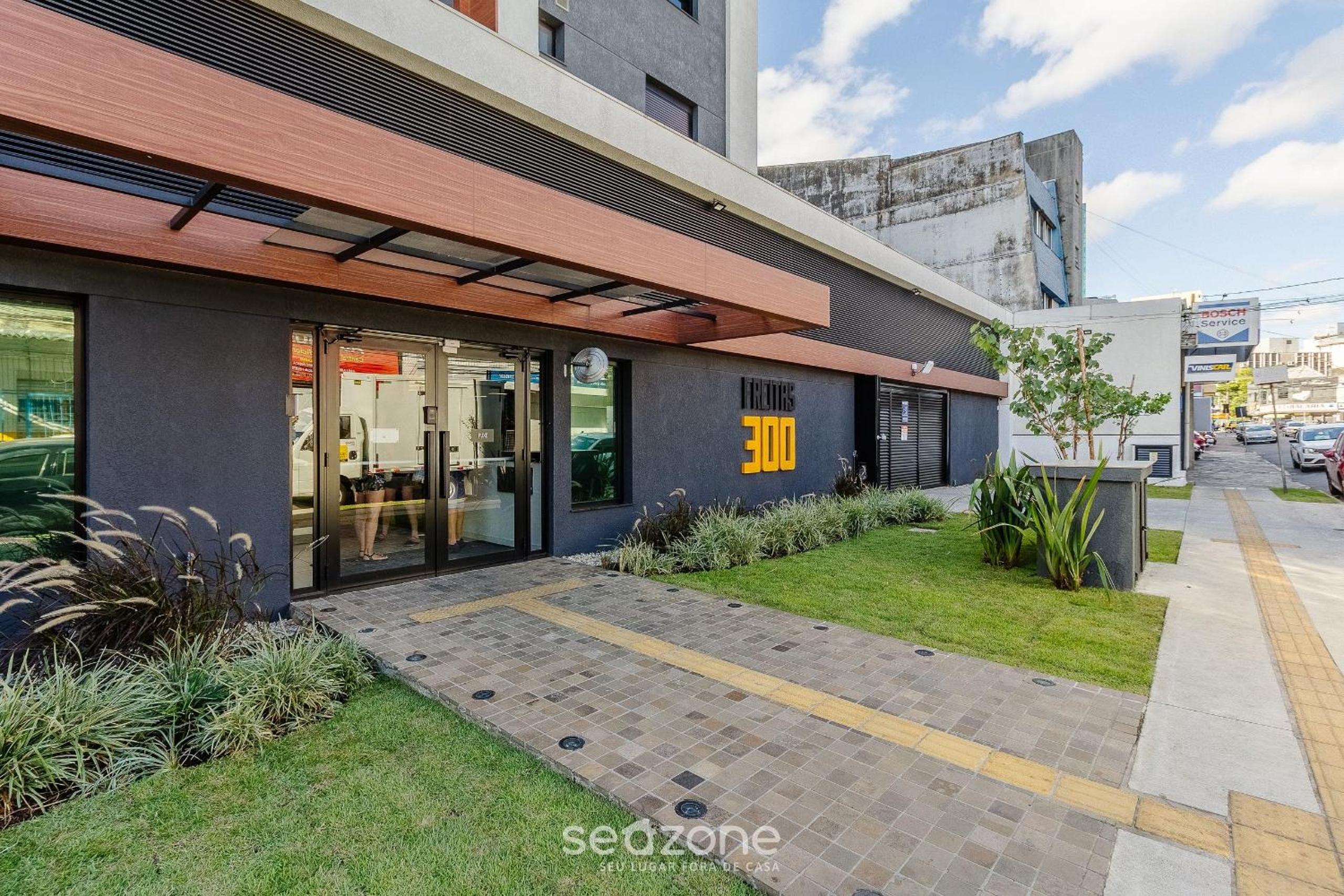 Lovely Apt in Condo w/ Pool & Garage RPF0605