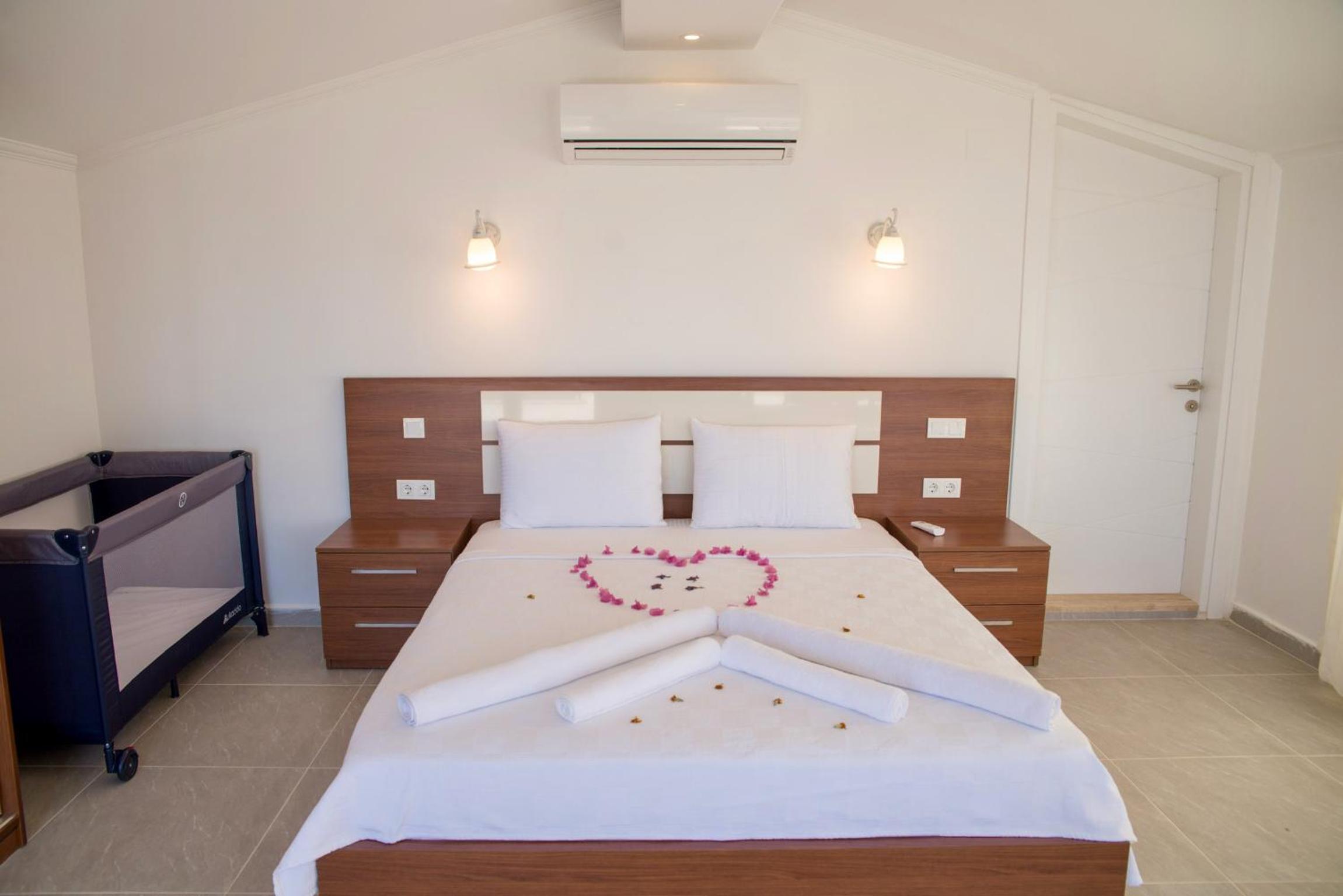 Asfiya Villa