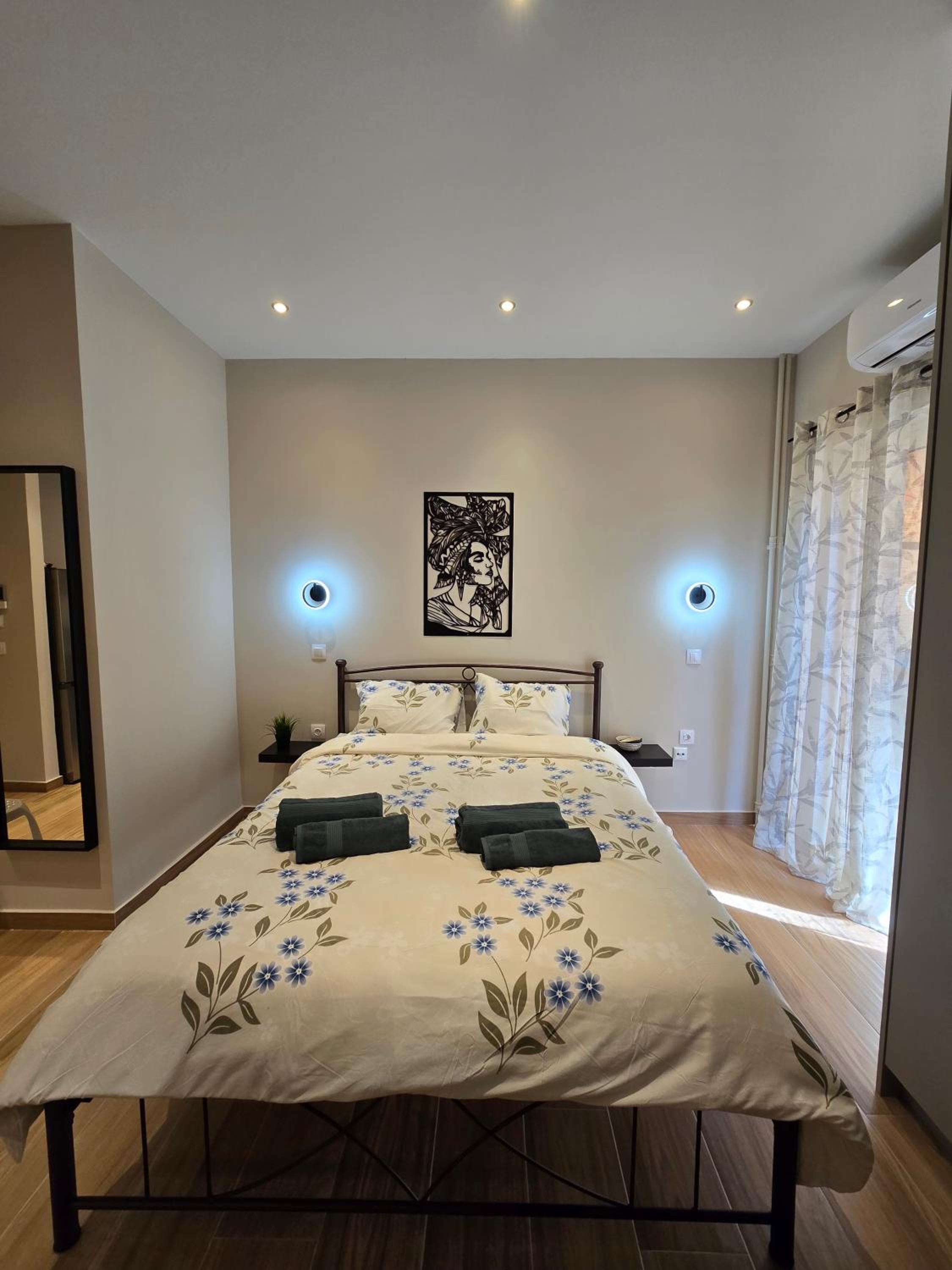 Dream Home Apartment by Metro
