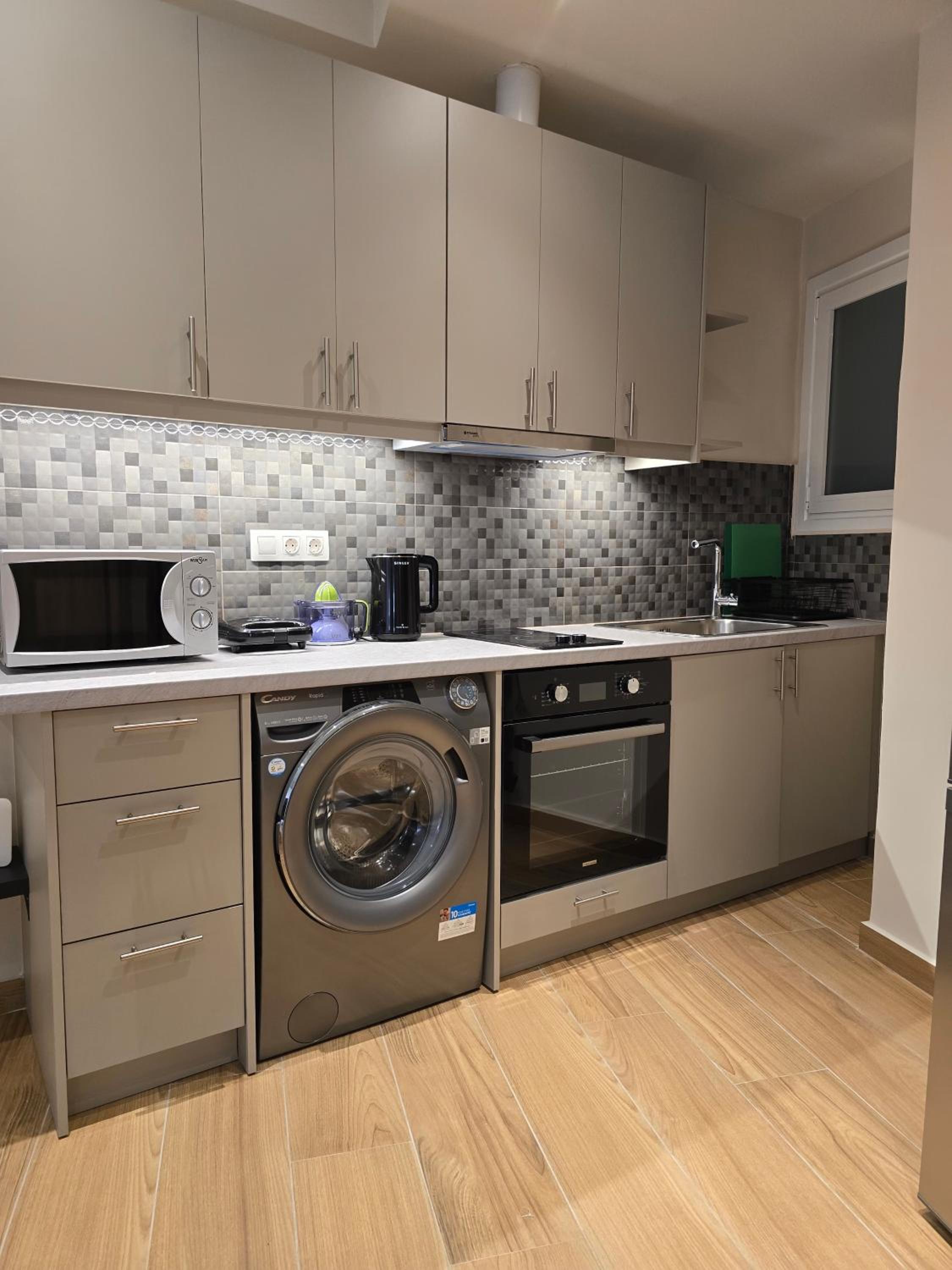 Dream Home Apartment by Metro
