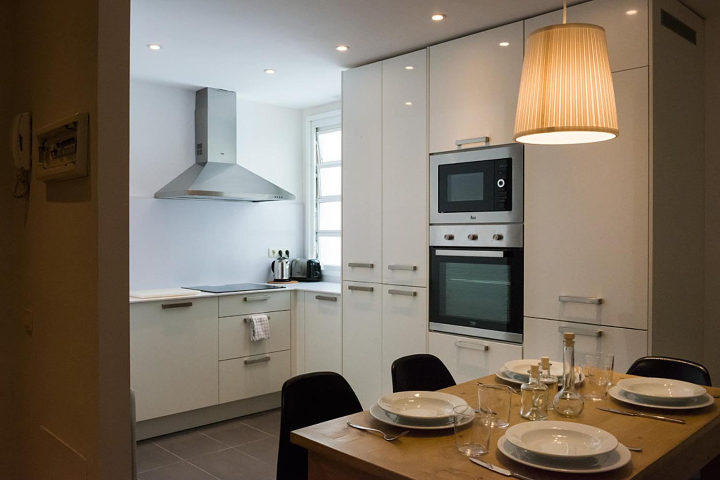Four Petals Barcelona Boutique Apartments photo 3