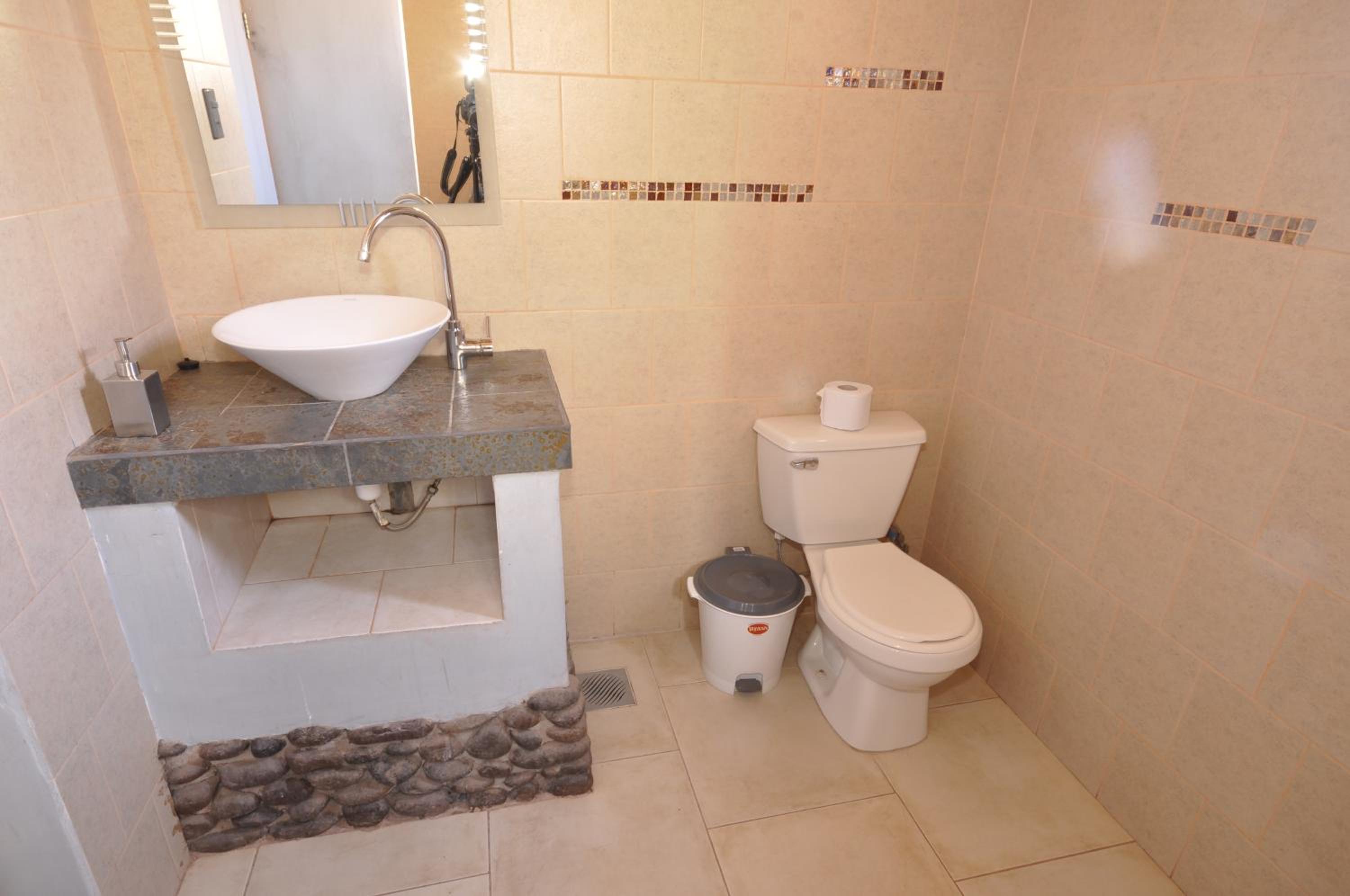 Hostal y Cabañas Renta House San Pedro