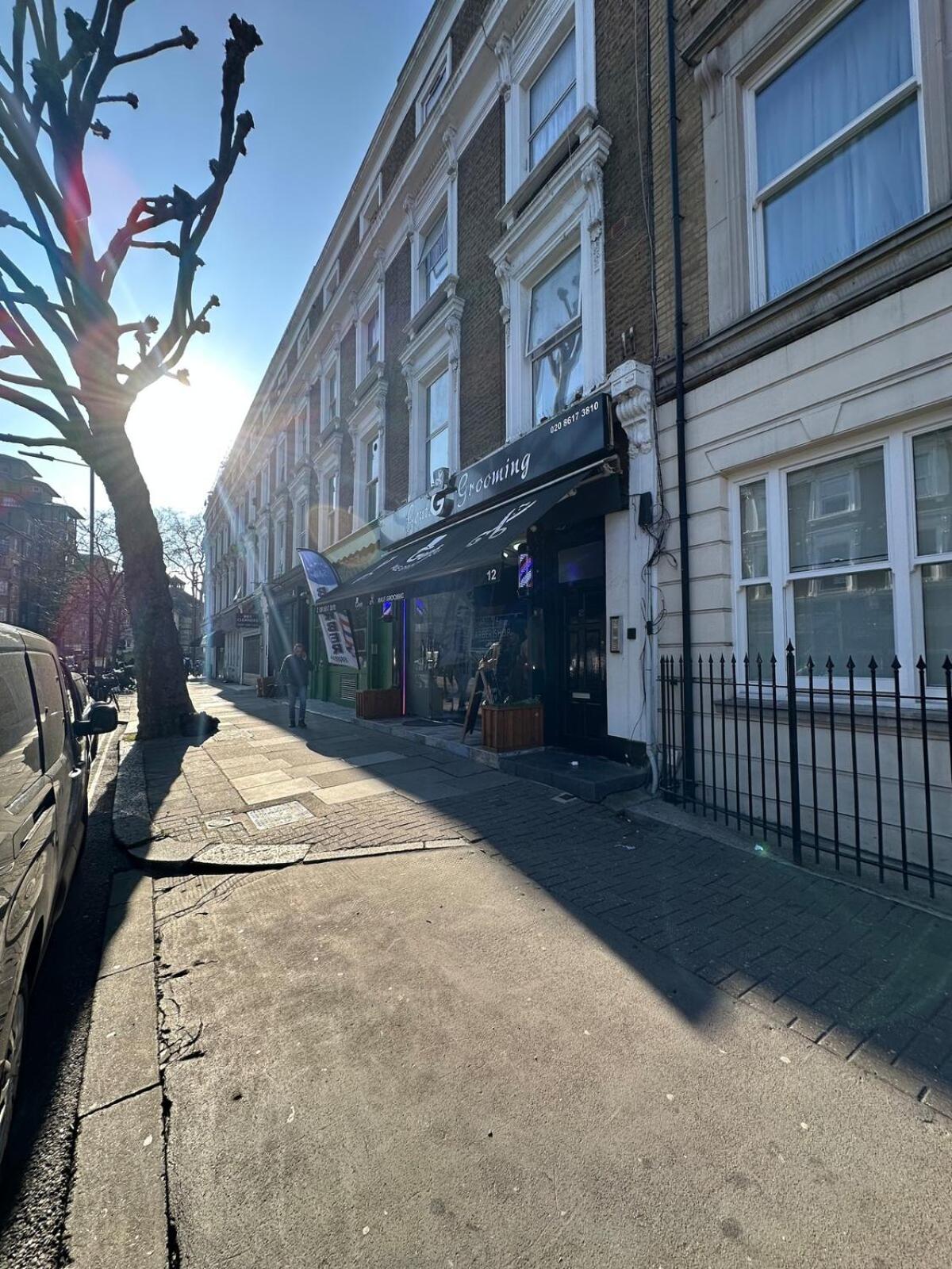 Bright flat in Maida Hill