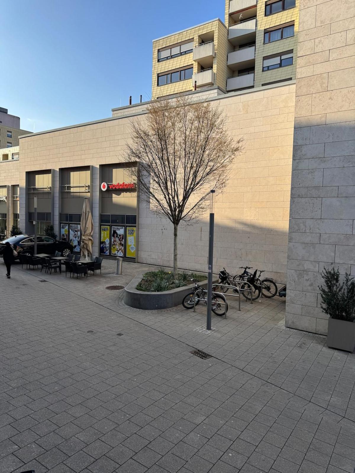 Luxus-Apartment im Herzen von Ludwigsburg - - WLAN - Klima - 24h Check-In - Waschmaschine - Terrasse - 200m vom Schloss und vom Ludwigsburger Marktplatz - 
