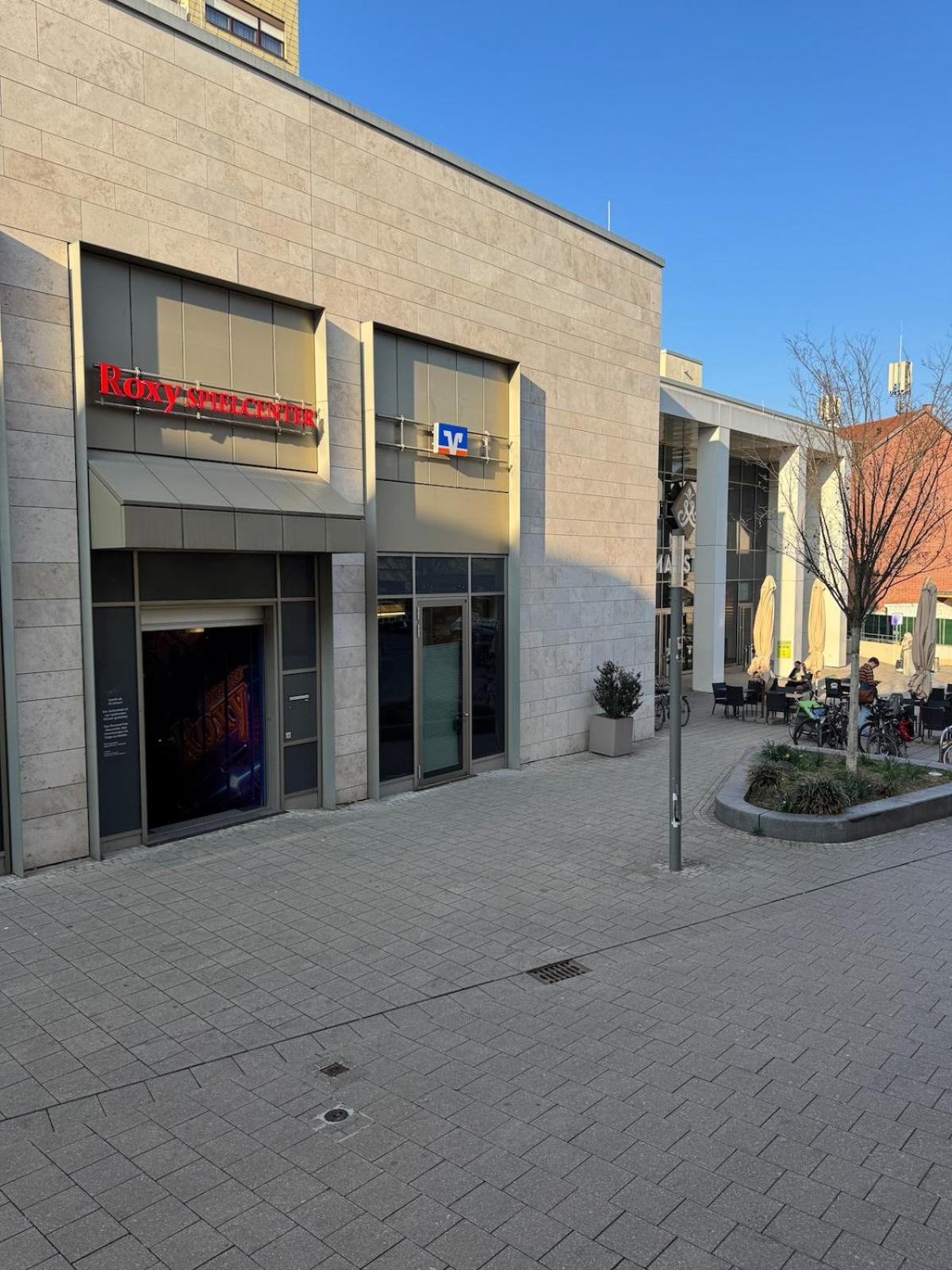 Luxus-Apartment im Herzen von Ludwigsburg - - WLAN - Klima - 24h Check-In - Waschmaschine - Terrasse - 200m vom Schloss und vom Ludwigsburger Marktplatz - 