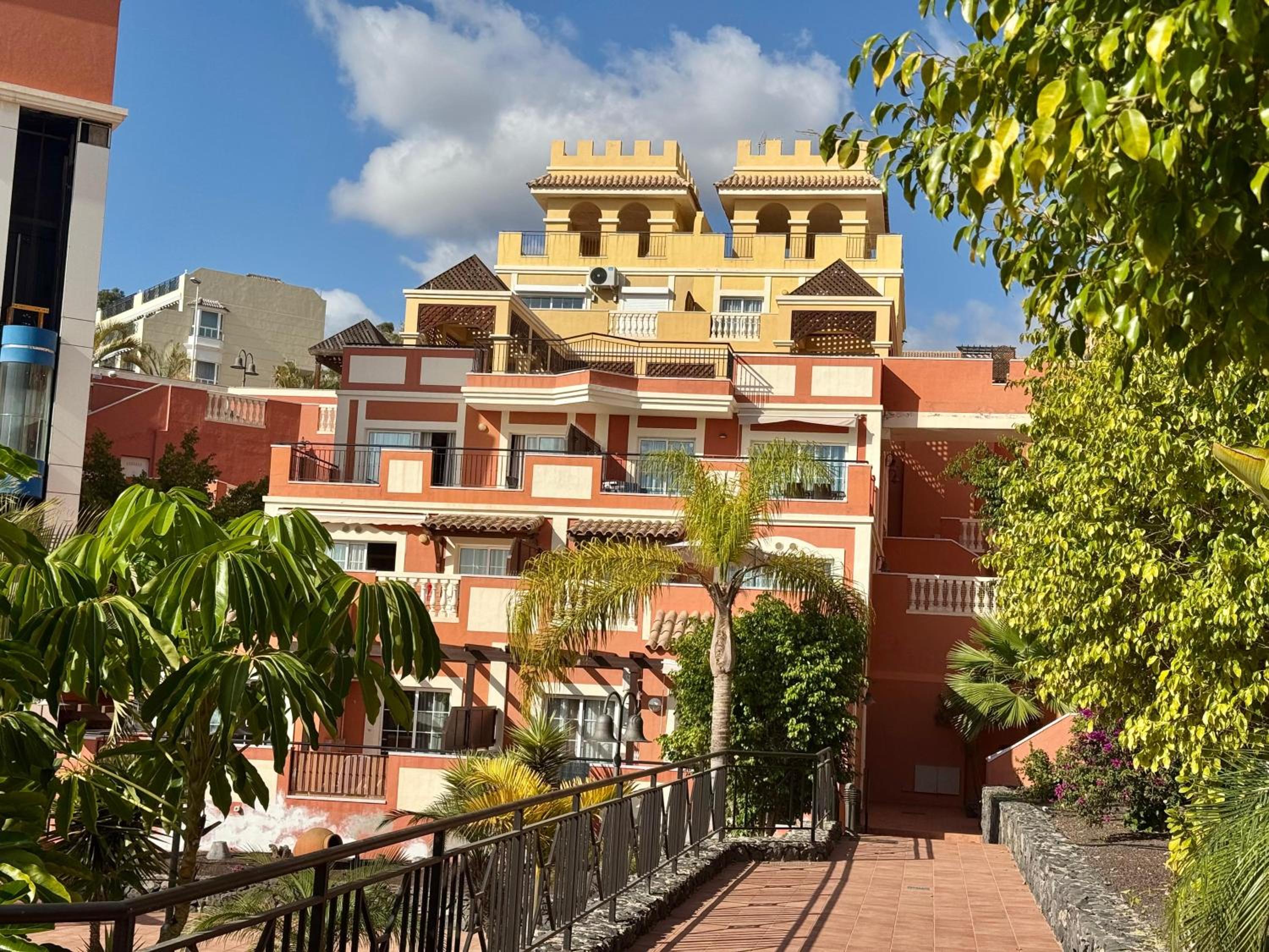 Prime Las Americas Getaway - Apartment with Huge Private Terrace & Pool Access