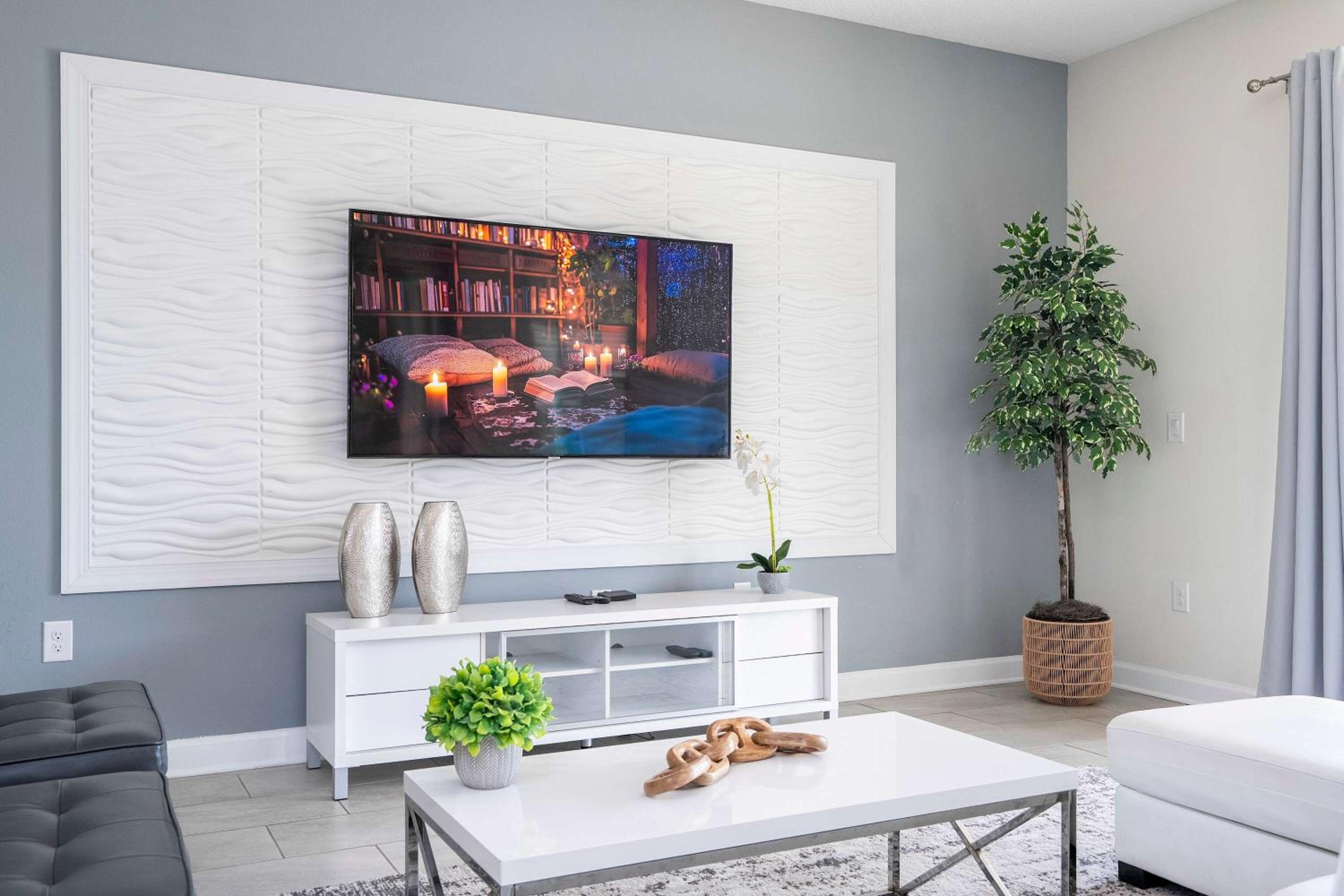 Stunning Game Room & Pool Jacuzzi Storey Lake 2799