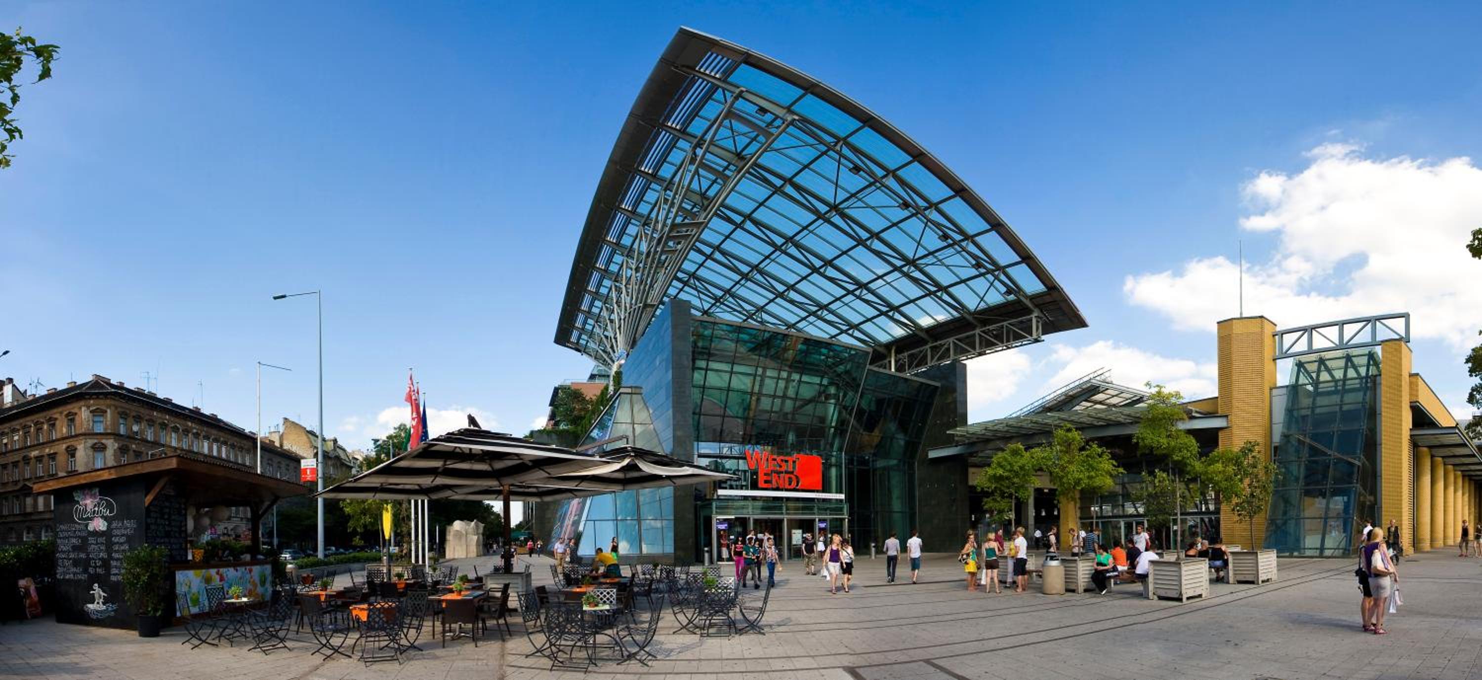 Budapest Center House