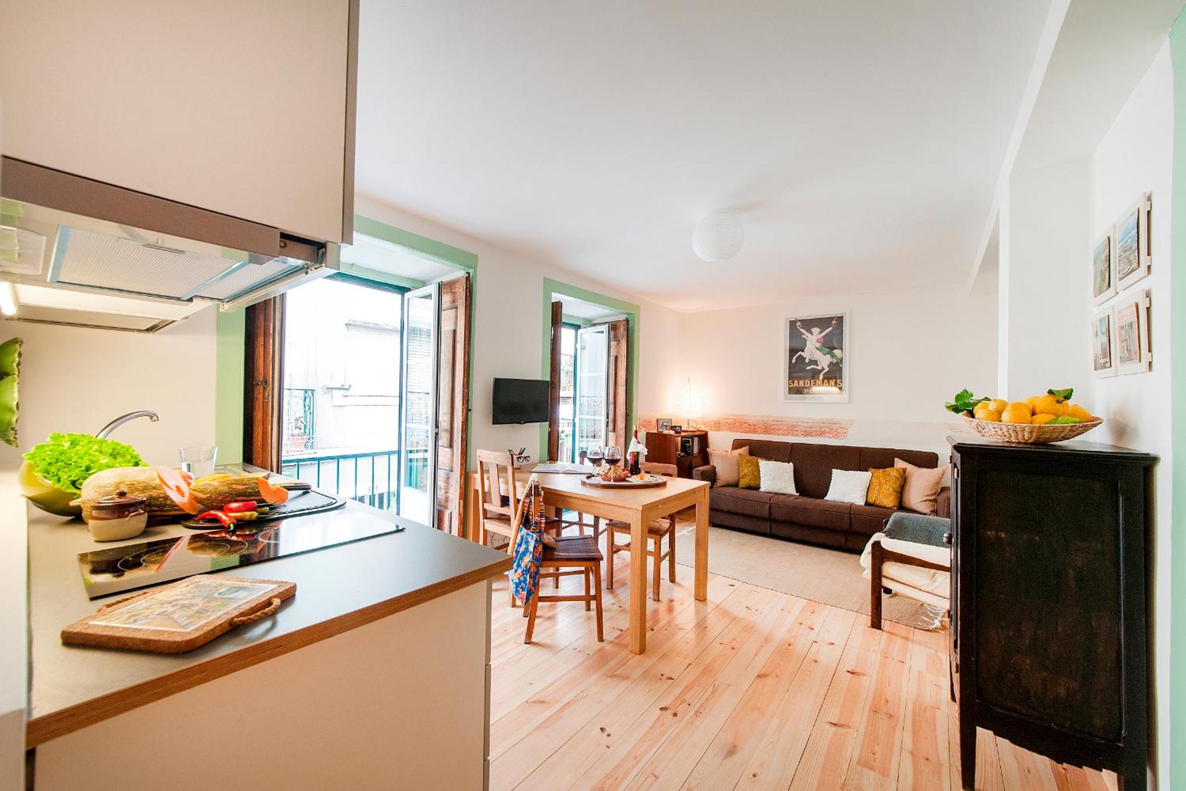 Apartments in Historical Lisbon view 4