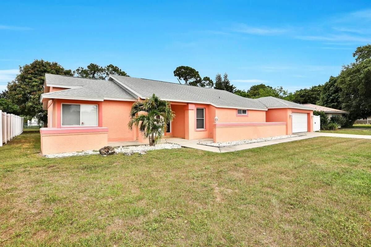Renovated 3BR Dog Friendly Pond View WD