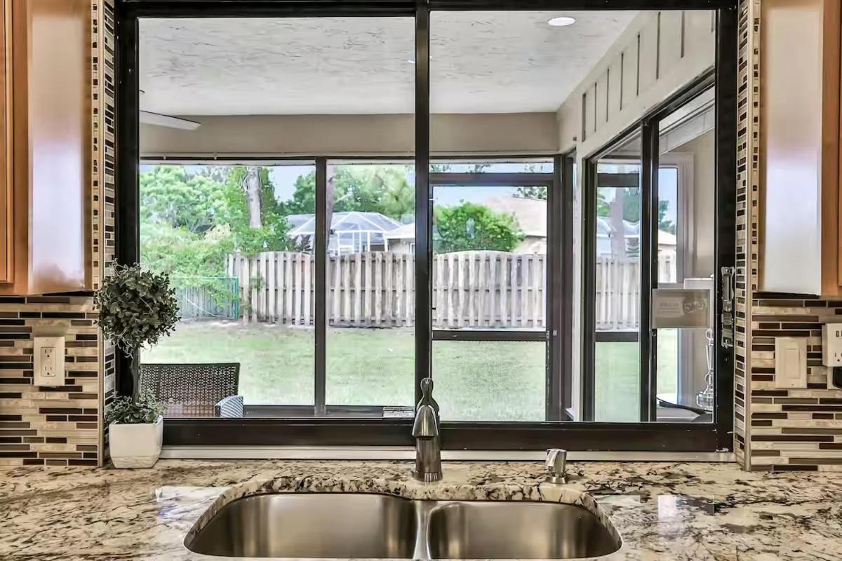 Renovated 3BR Dog Friendly Pond View WD