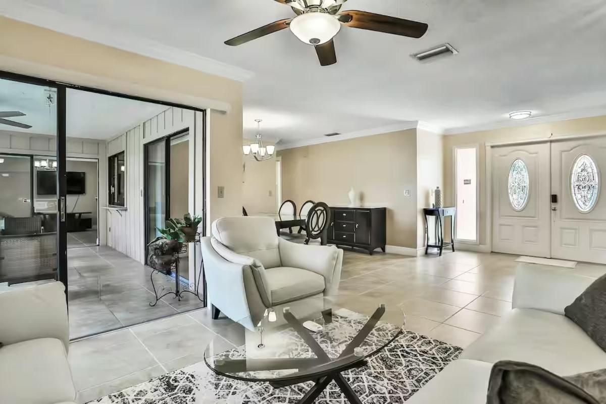 Renovated 3BR Dog Friendly Pond View WD