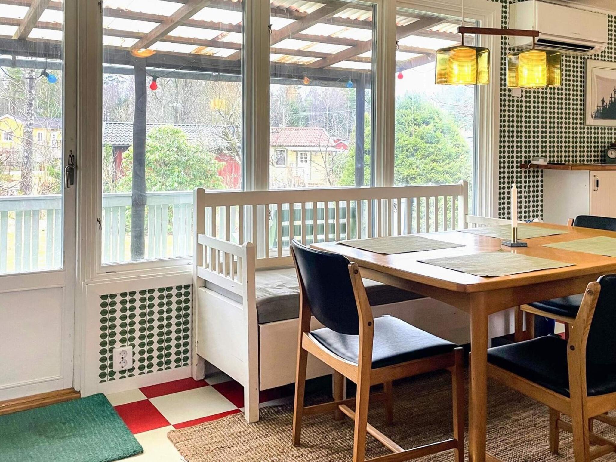 Seaside Cottage with Patio and Grill