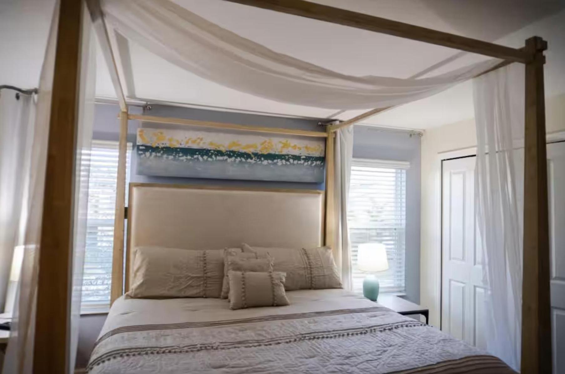 Modern Villa, Private Pool, Near Theme Parks and Full Resort Access