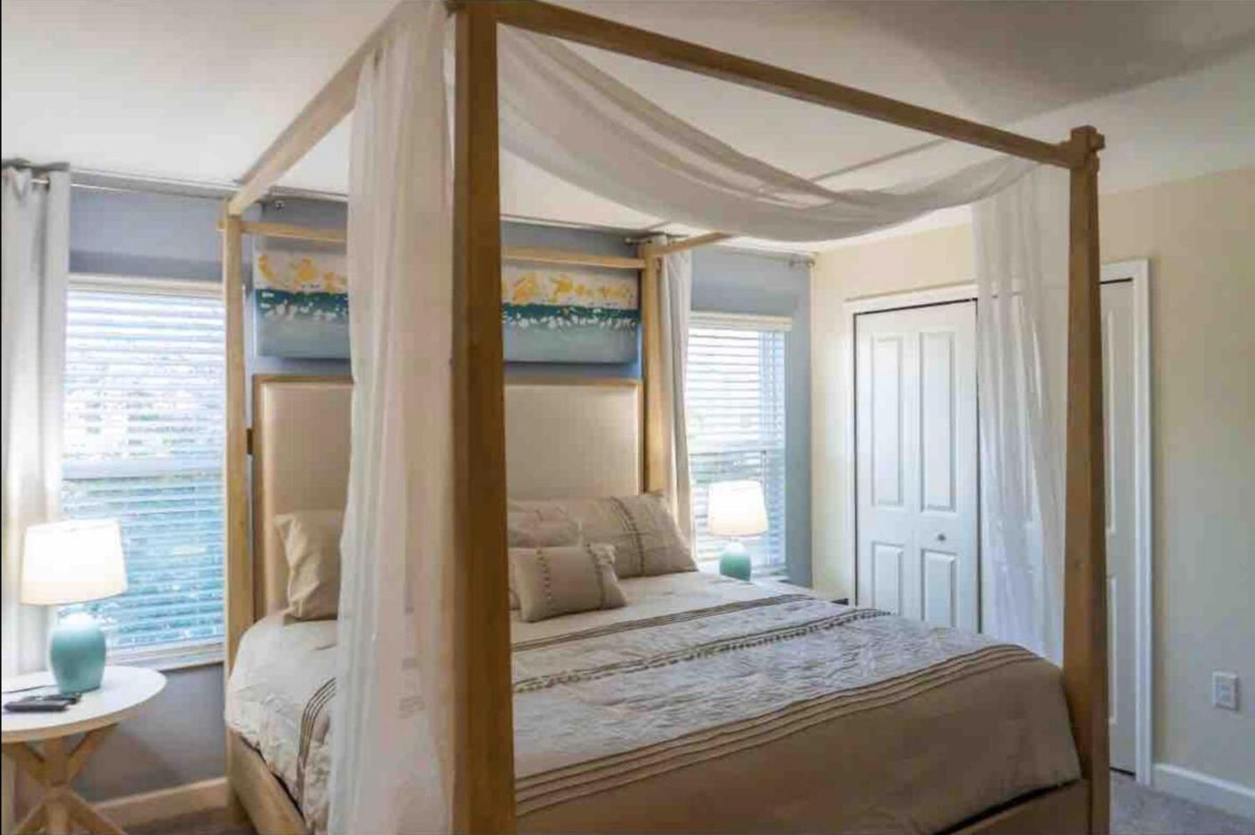 Modern Villa, Private Pool, Near Theme Parks and Full Resort Access