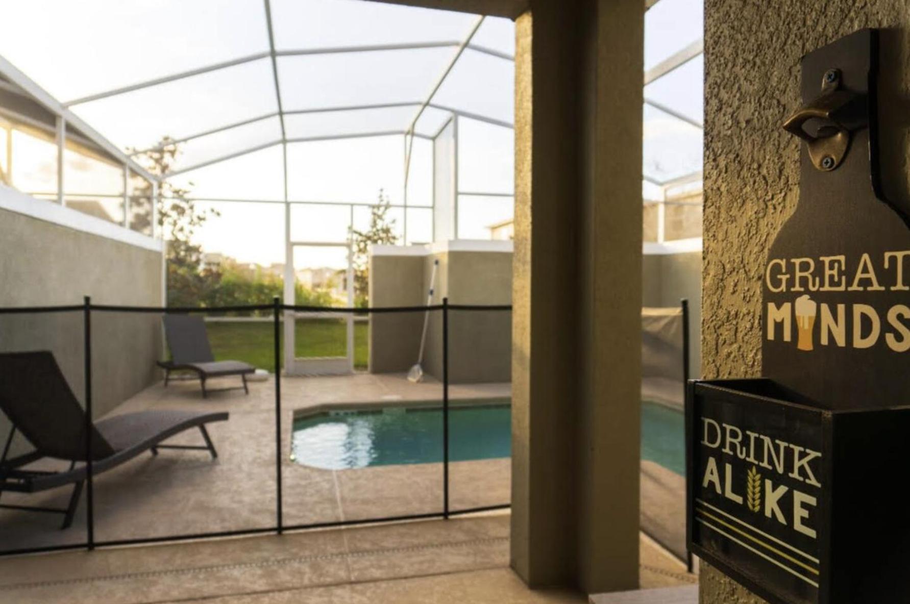 Modern Villa, Private Pool, Near Theme Parks and Full Resort Access