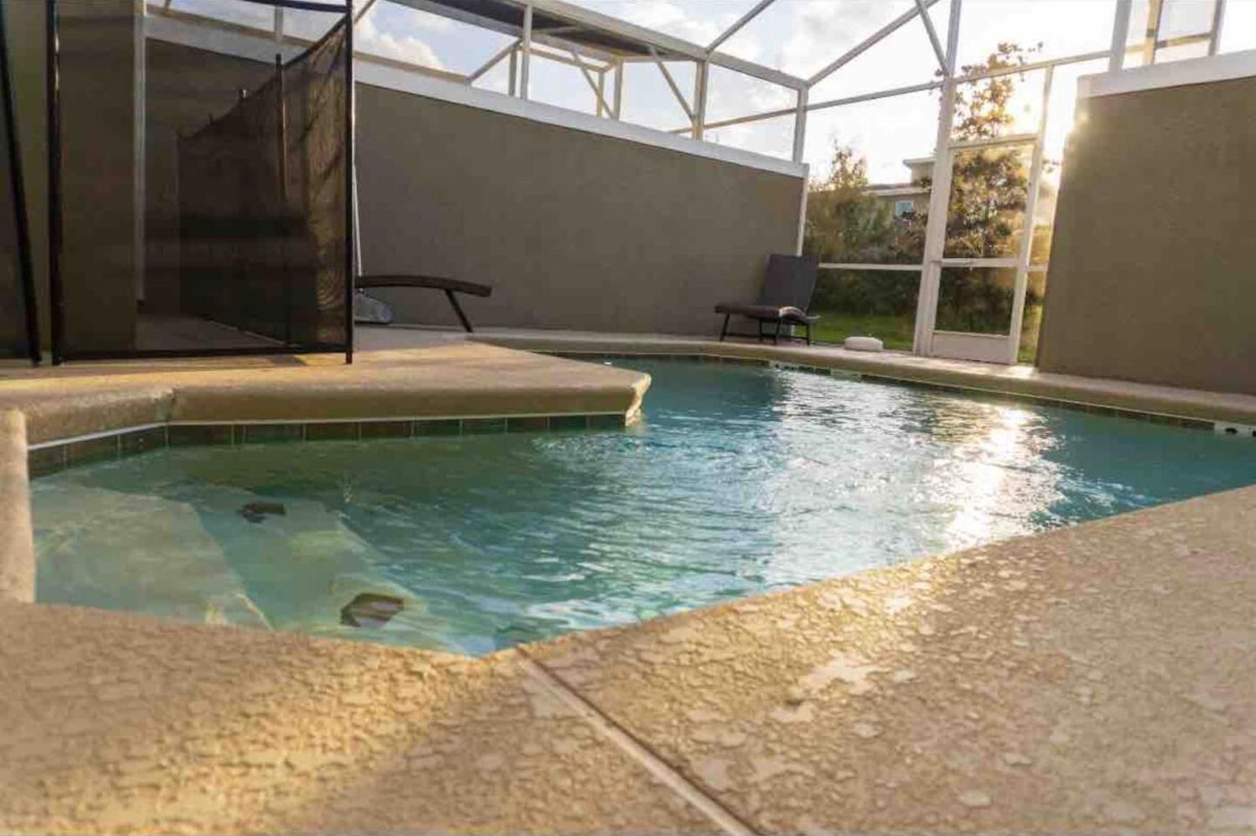 Modern Villa, Private Pool, Near Theme Parks and Full Resort Access