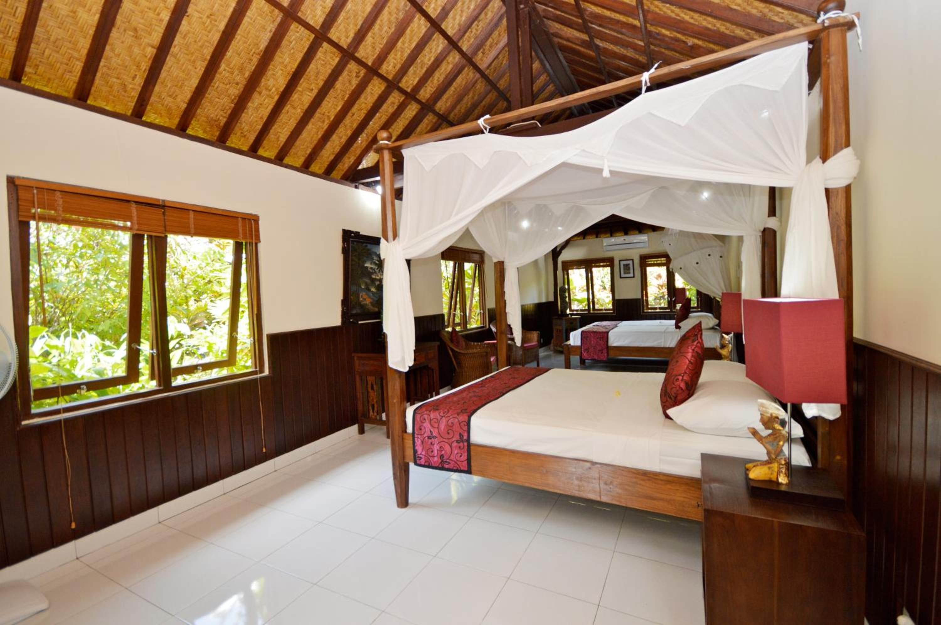 Sama's Cottages and Villas