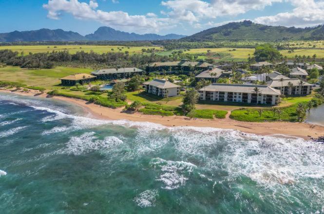 East Shore Beachfront Resort, Restaurant, Bar, AC, Spa, Pool & Gym
