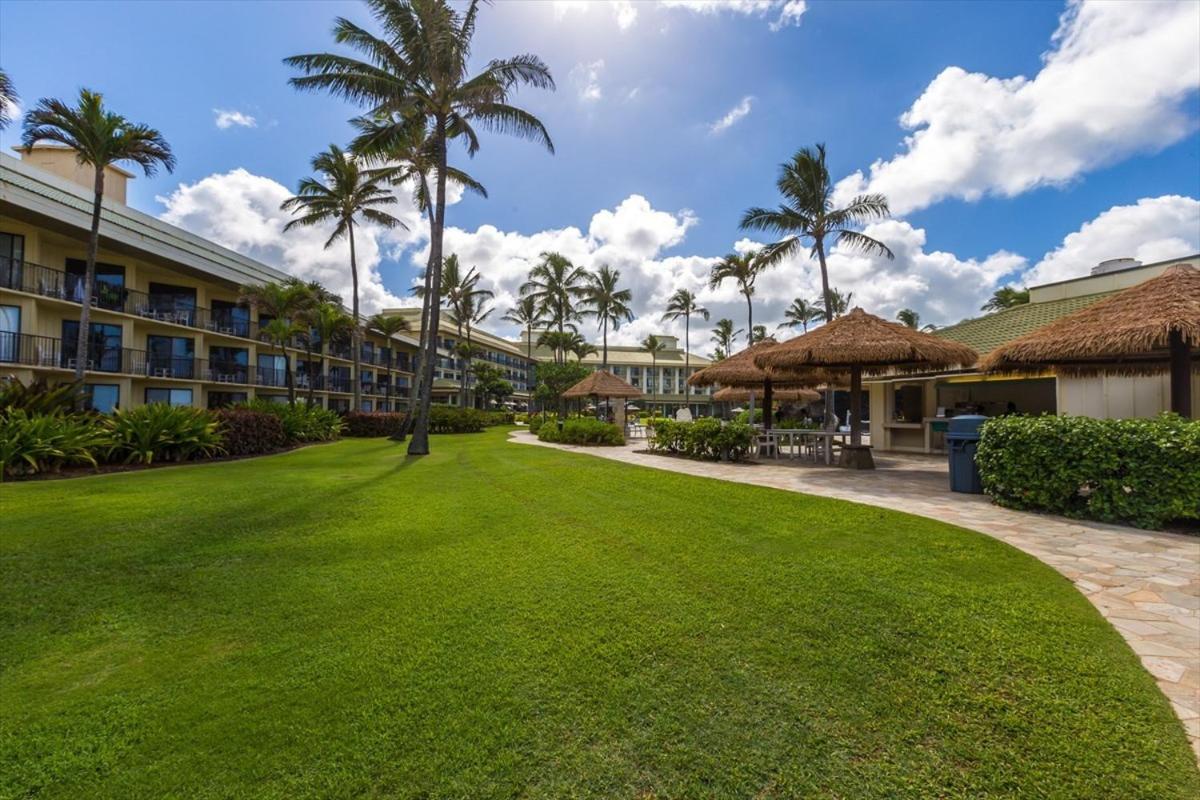 East Shore Beachfront Resort, Restaurant, Bar, AC, Spa, Pool & Gym