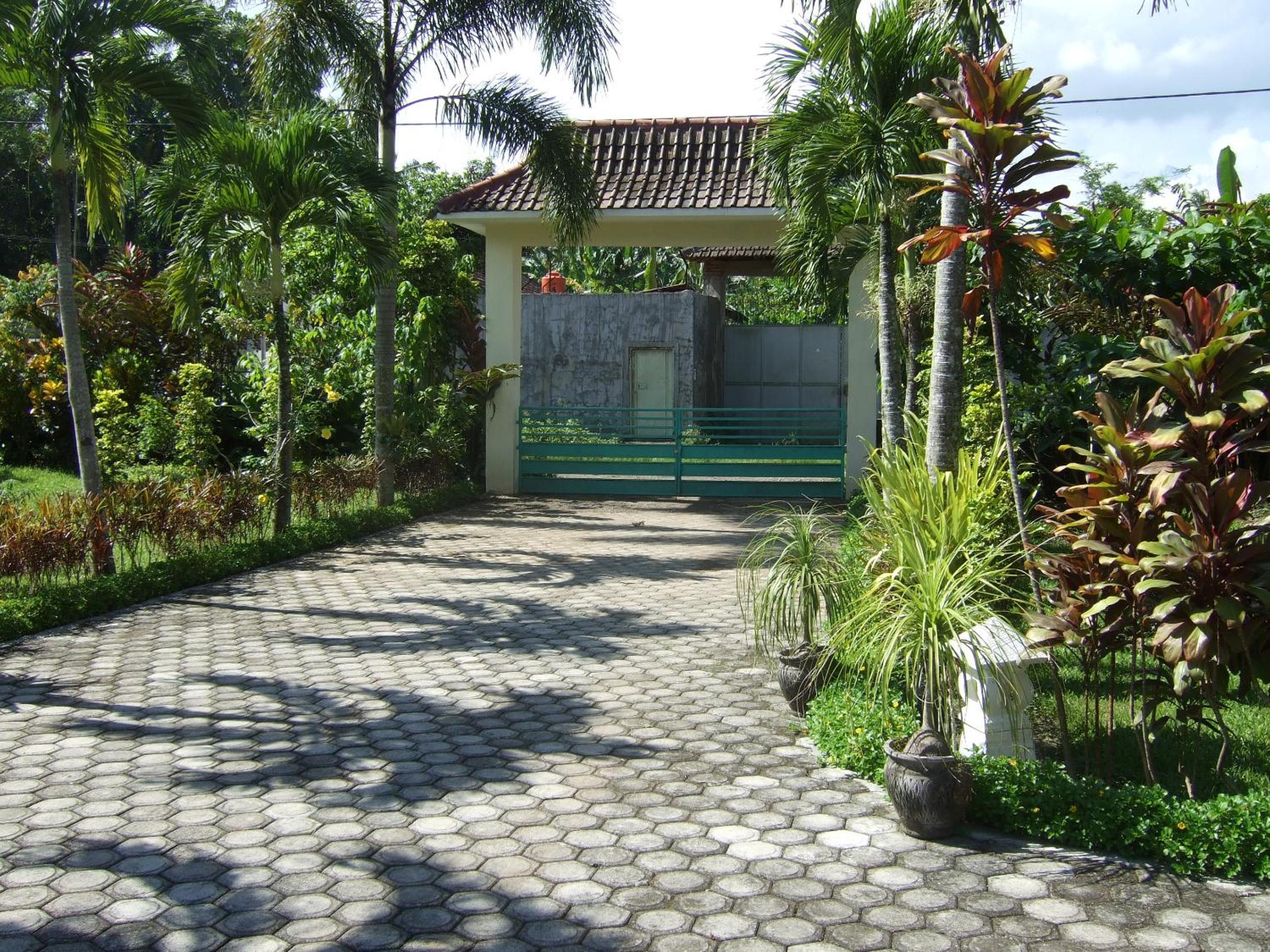 Guesthouse Rumah Senang view 2