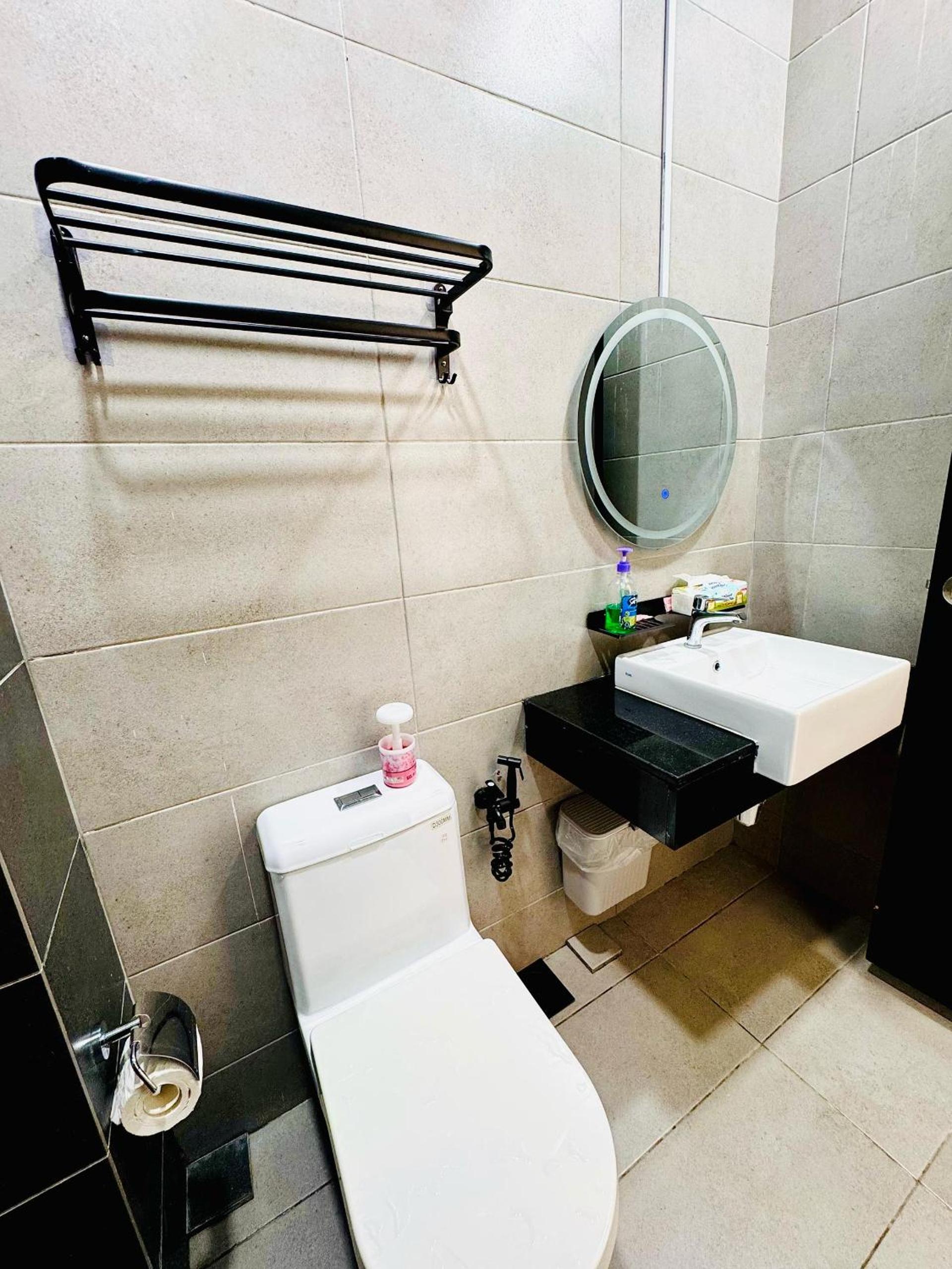Jac Urban Suites Luxury & Premium Staycation 10pax