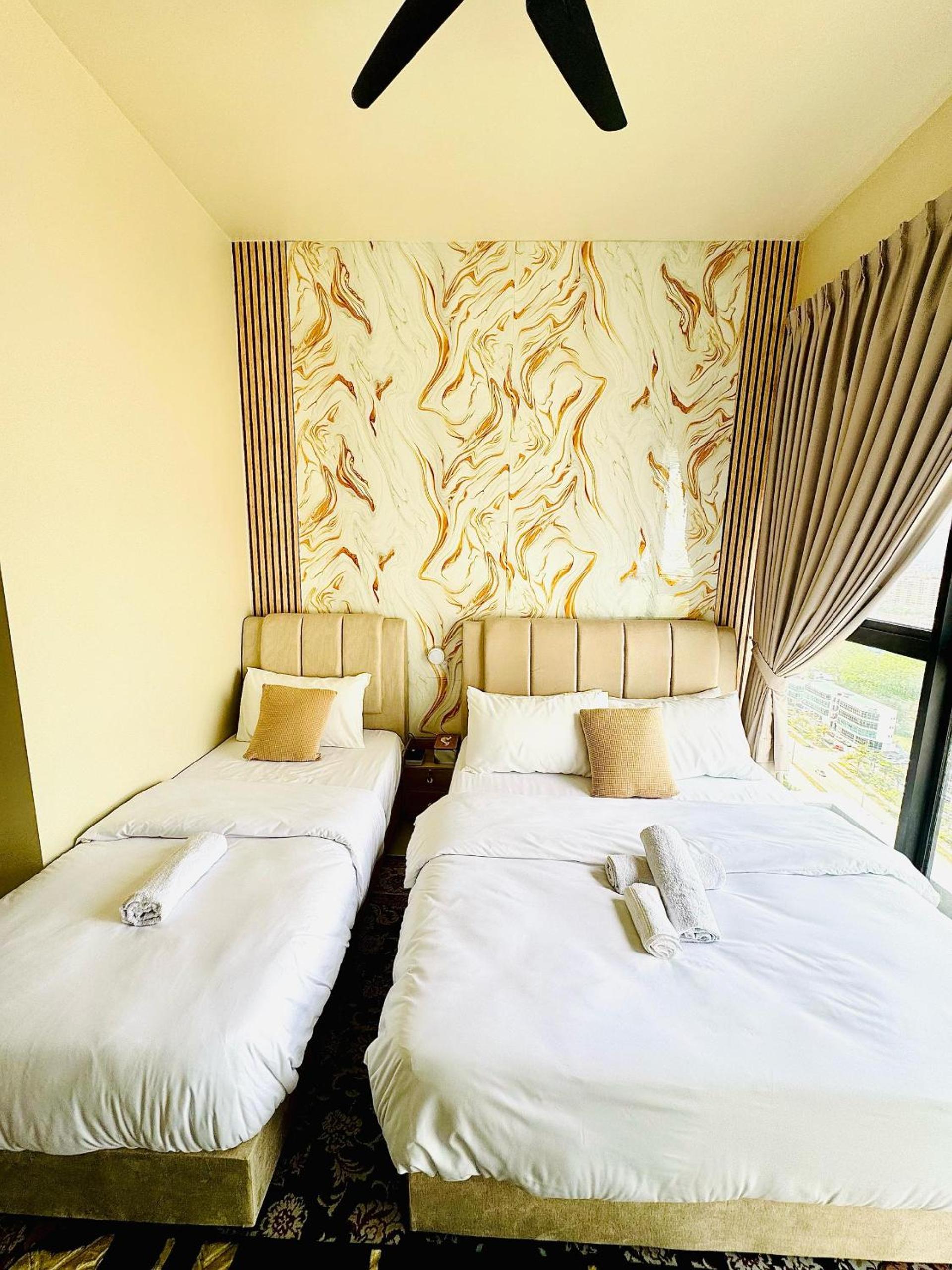 Jac Urban Suites Luxury & Premium Staycation 10pax