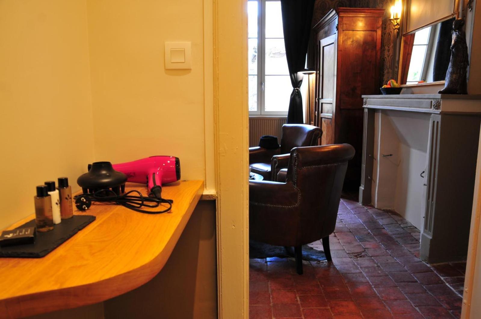 hotel reception