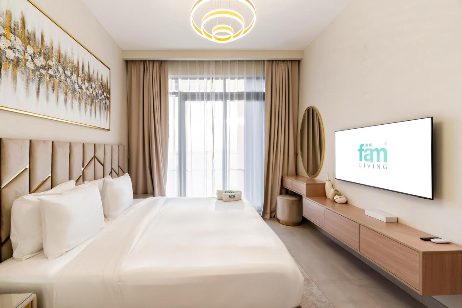 FAM Living - Getaway in Meydan - Modern Comfort Near Top Dubai Attractions