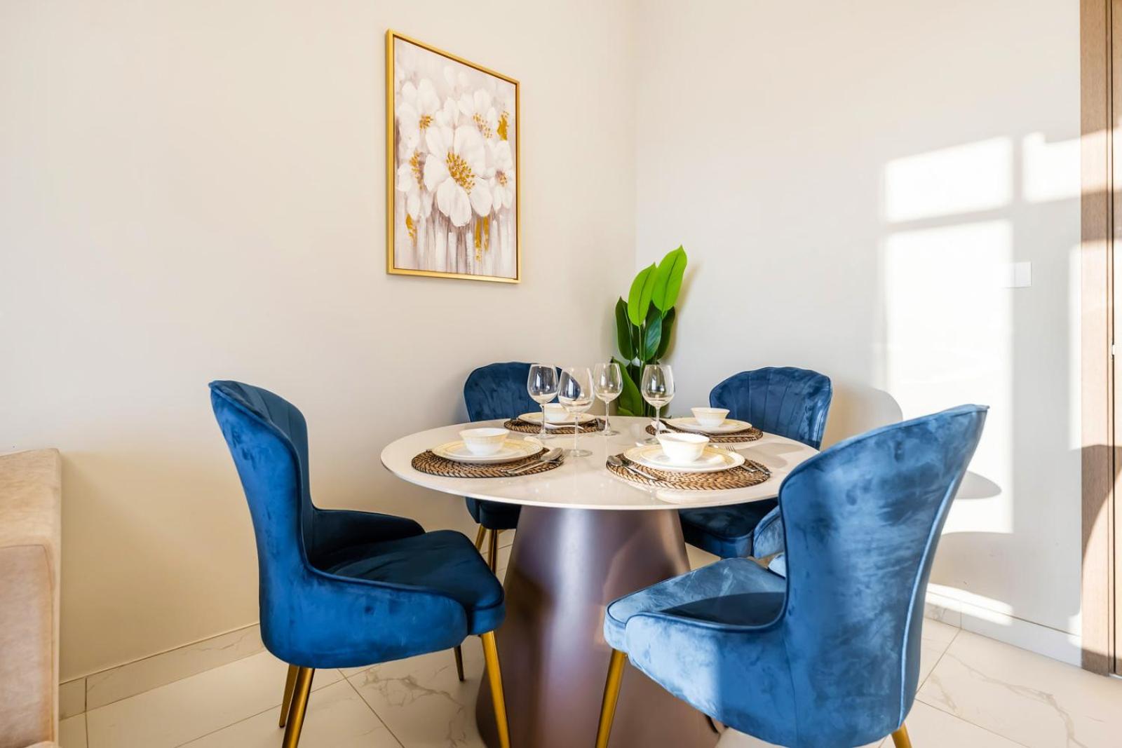 FAM Living - Getaway in Meydan - Modern Comfort Near Top Dubai Attractions