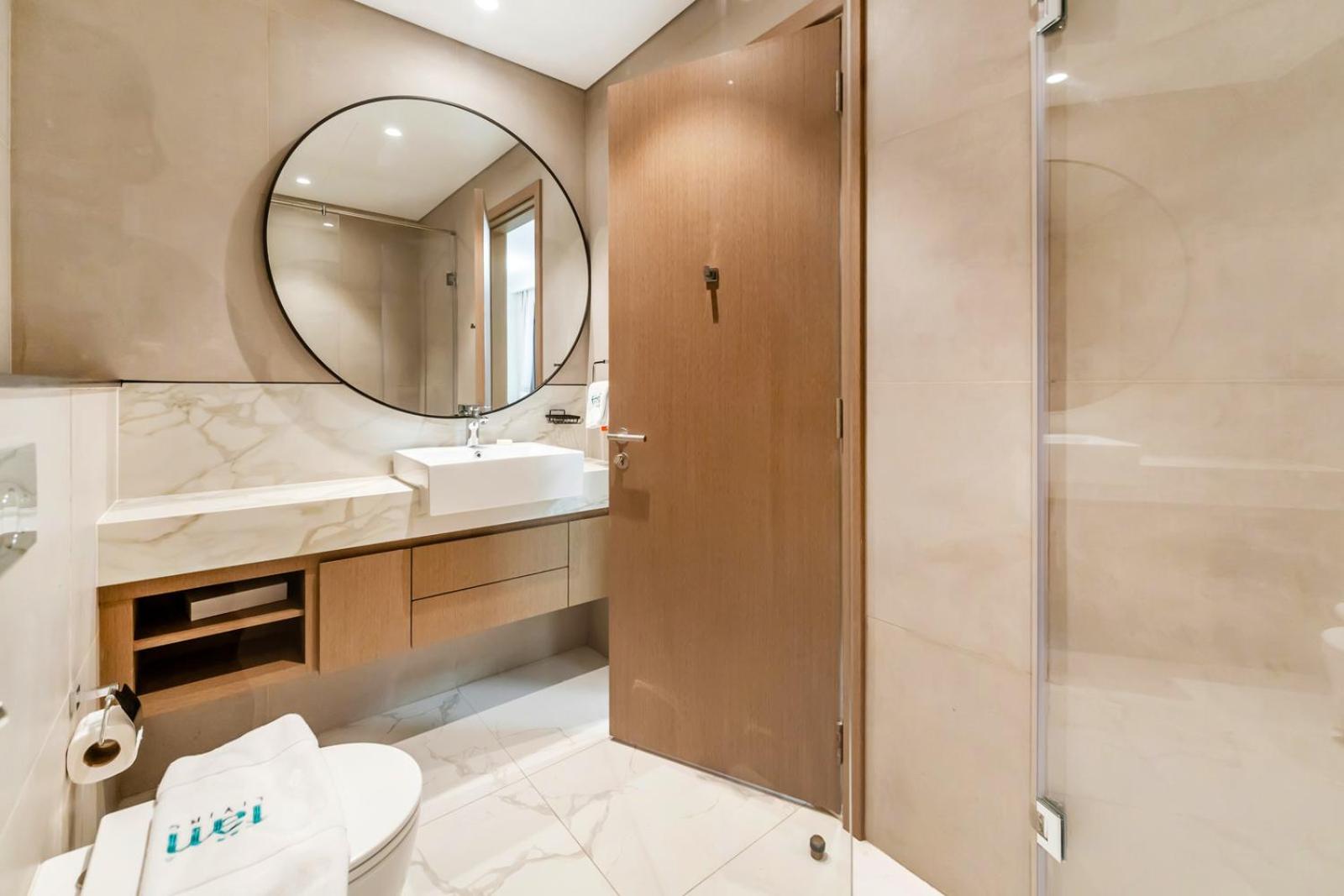 FAM Living - Getaway in Meydan - Modern Comfort Near Top Dubai Attractions