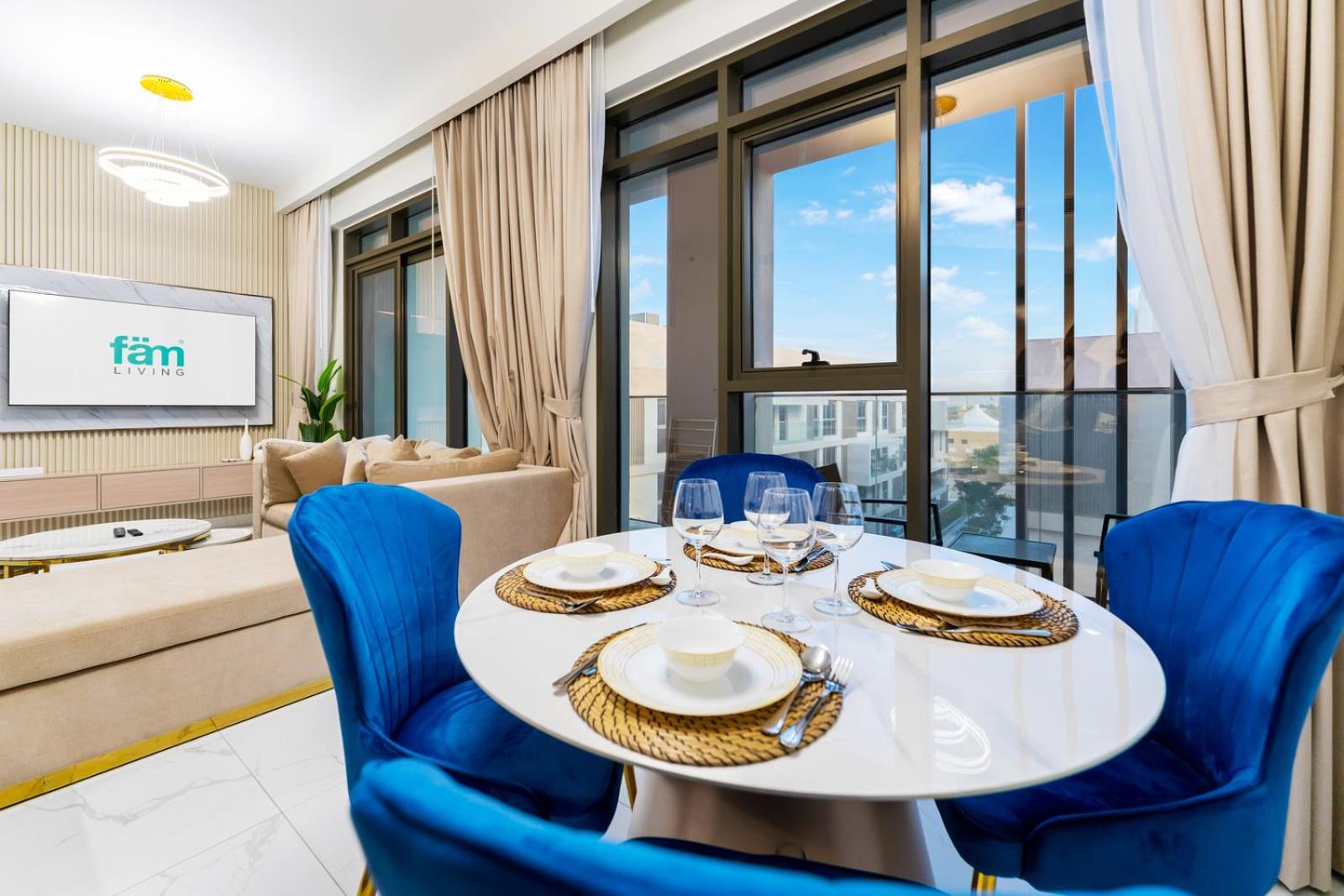 FAM Living - Getaway in Meydan - Modern Comfort Near Top Dubai Attractions