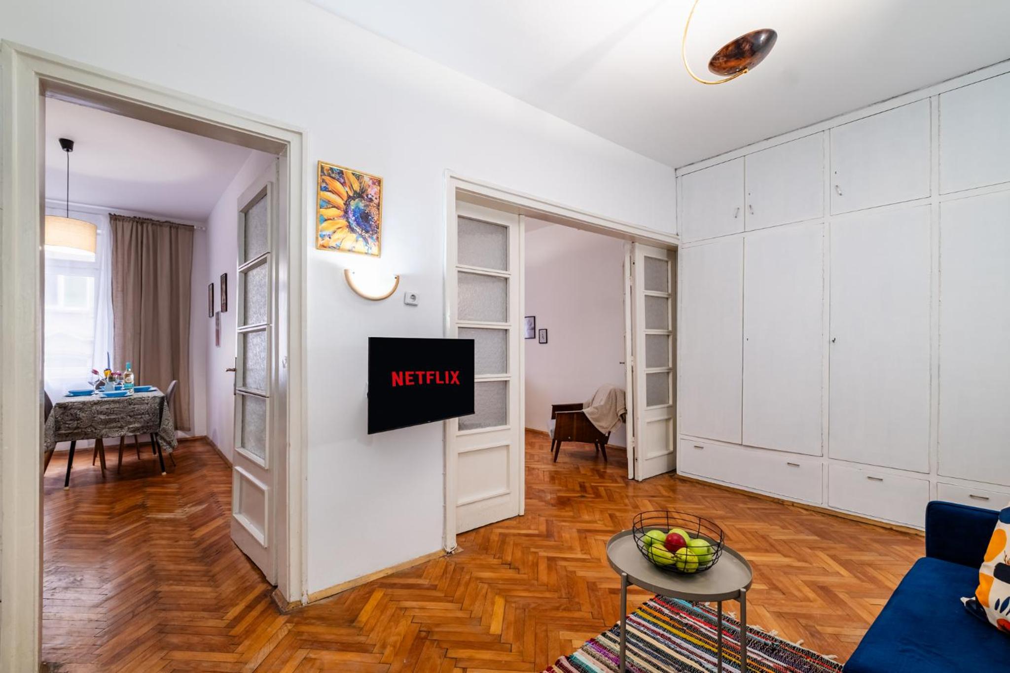 Lovely Art apartment - Victory