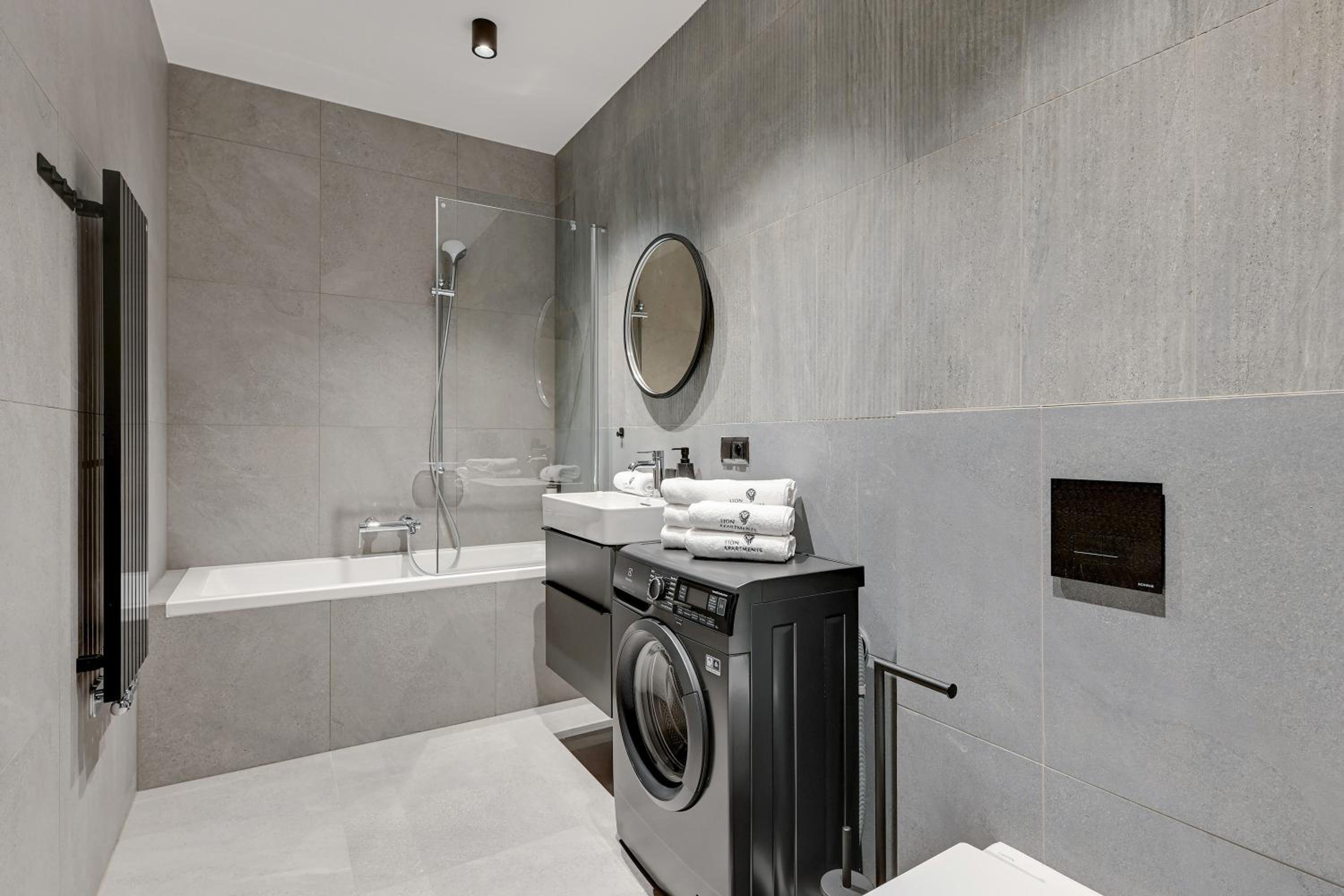 Gdańsk Old Town Scala G Premium Apartments with Parking by Lion Apartments