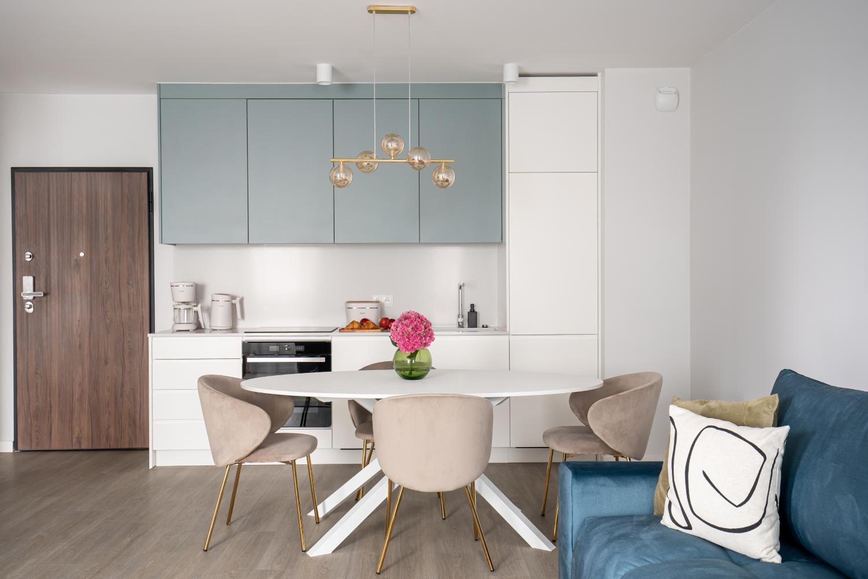 Lion Apartments - Premium Apartments with Parking in the Center of Gdańsk