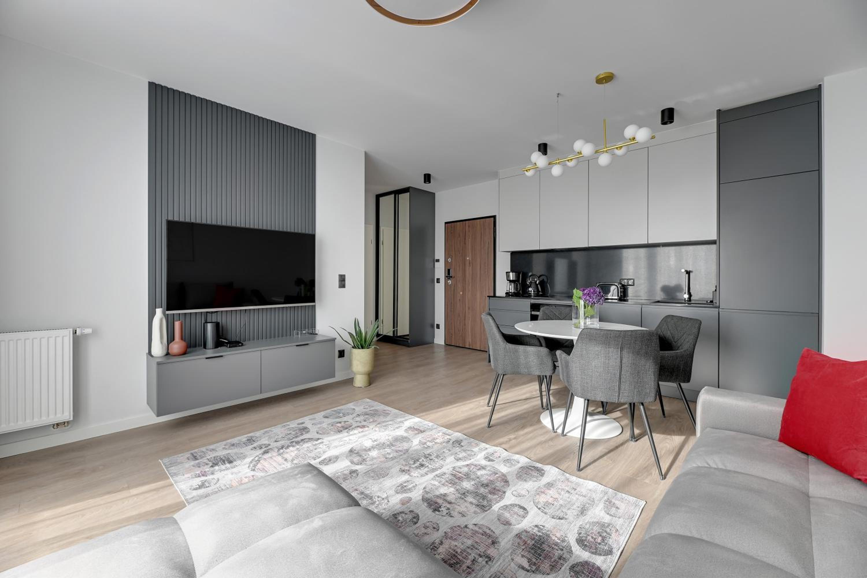 Lion Apartments - Premium Apartments with Parking in the Center of Gdańsk