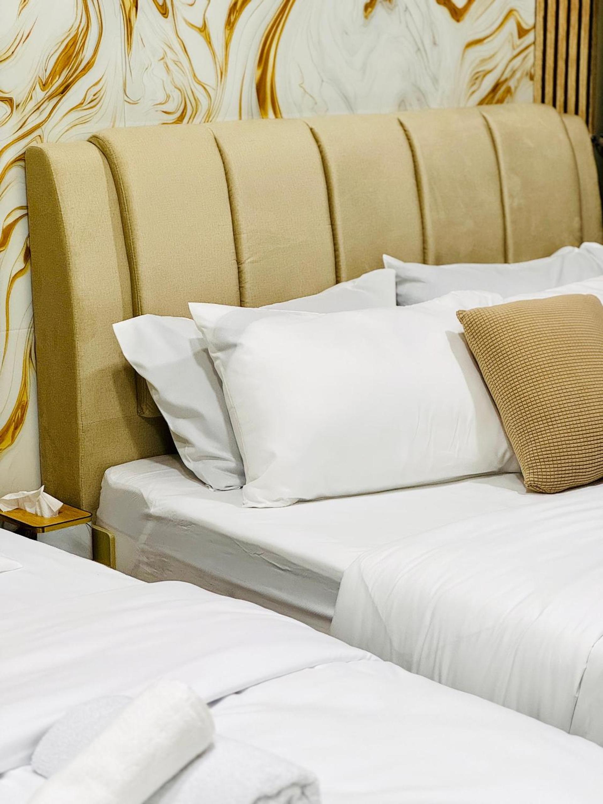 Jac Urban Suites Luxury & Premium Staycation 10pax