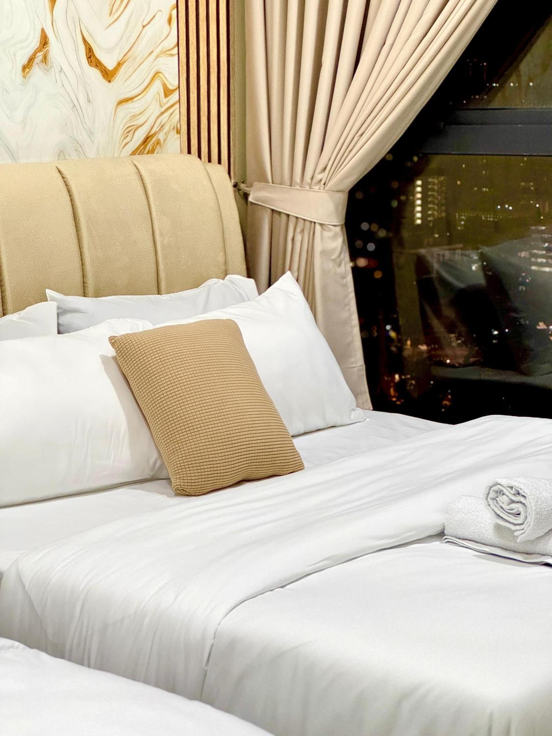 Jac Urban Suites Luxury & Premium Staycation 10pax